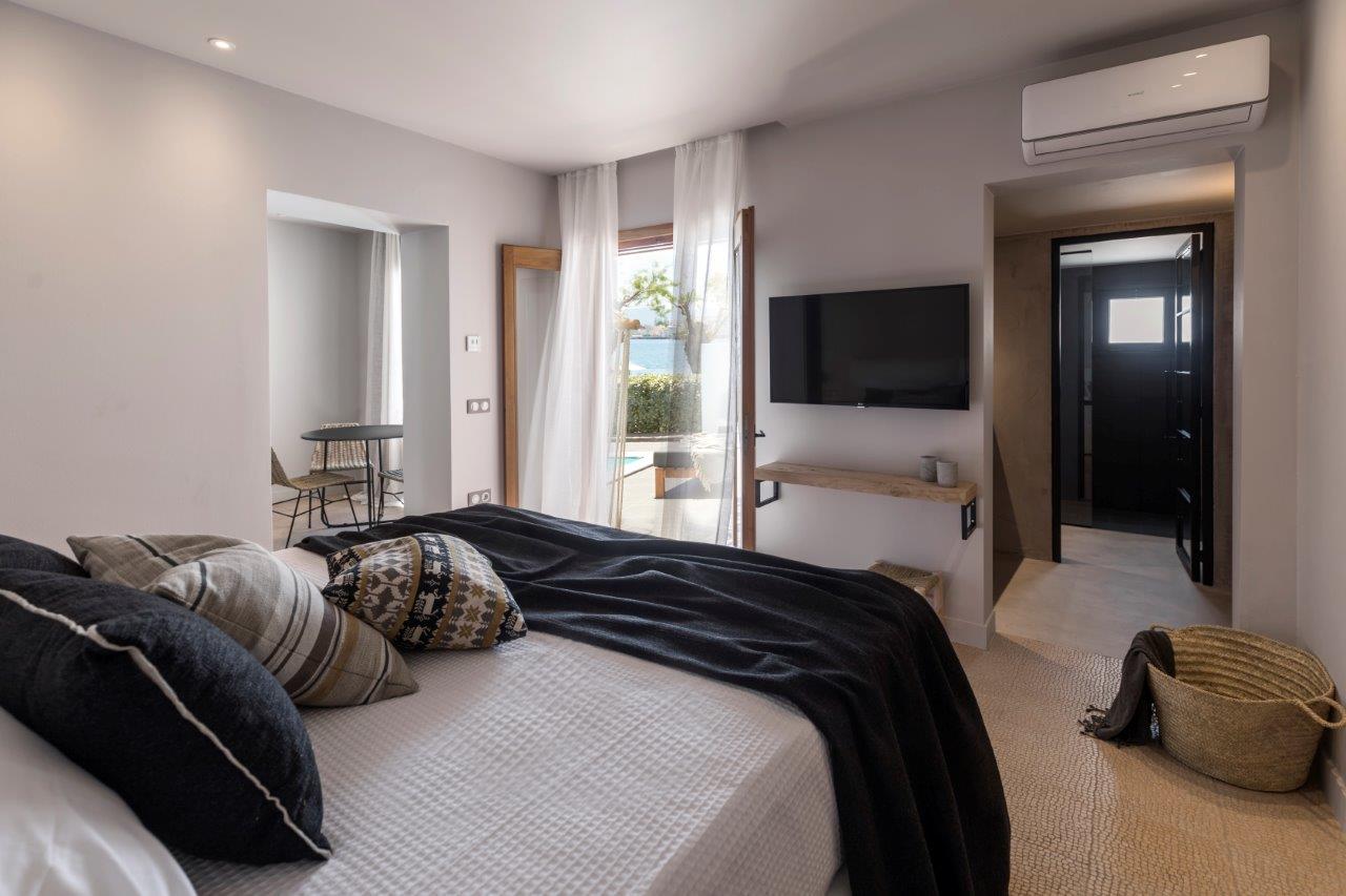 1 bedroom villa with private pool 
