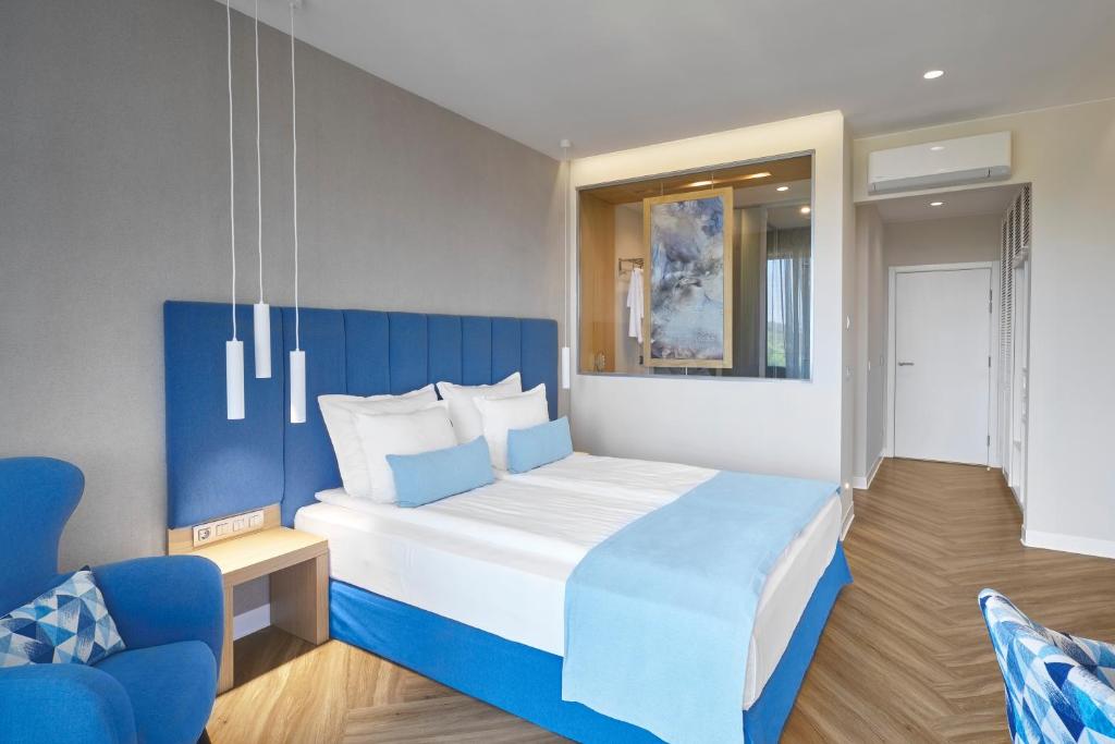 SINGLEUSE STANDARD ROOM (PARK VIEW, BALCONY)