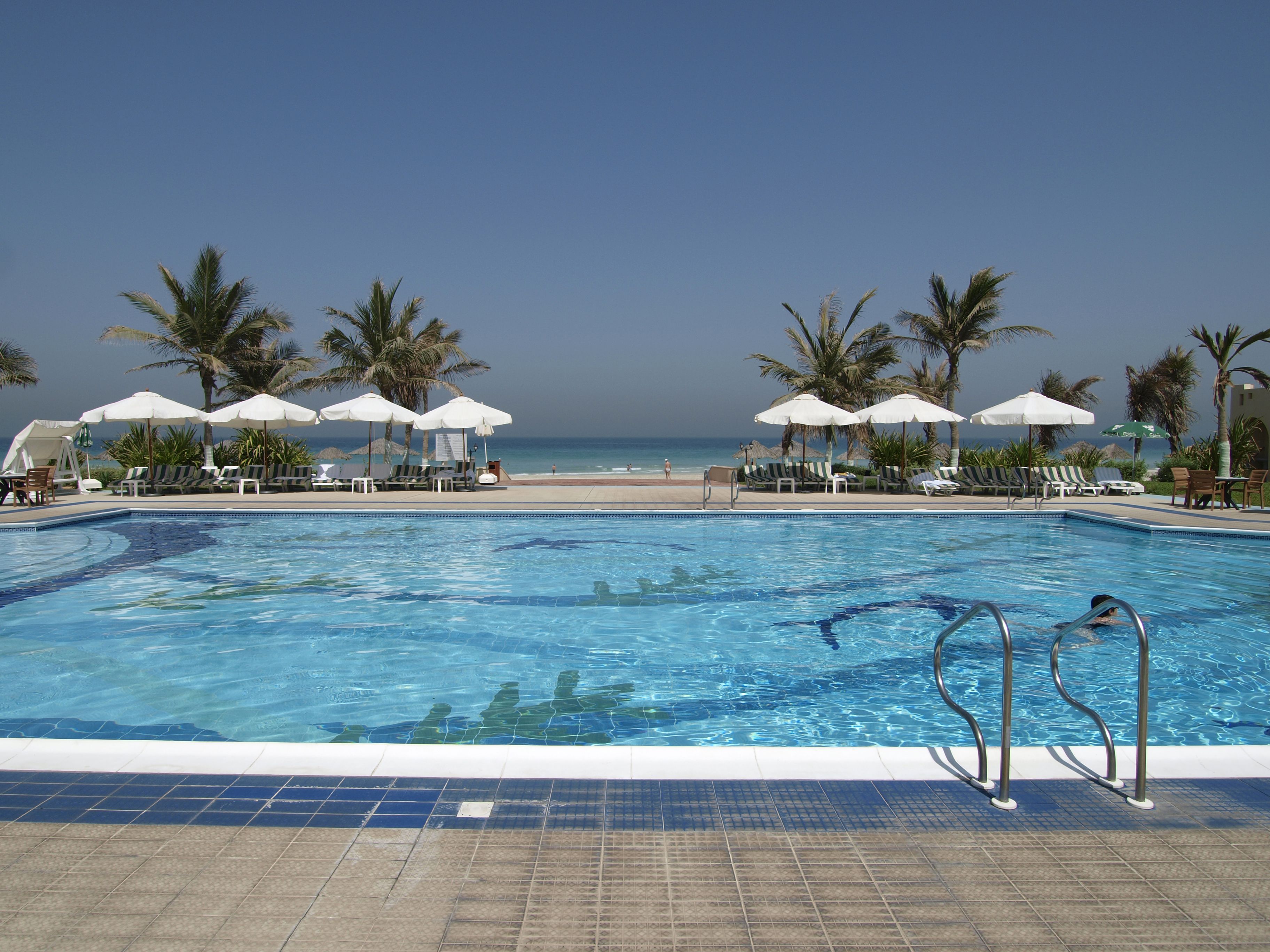 Piscina deschisă