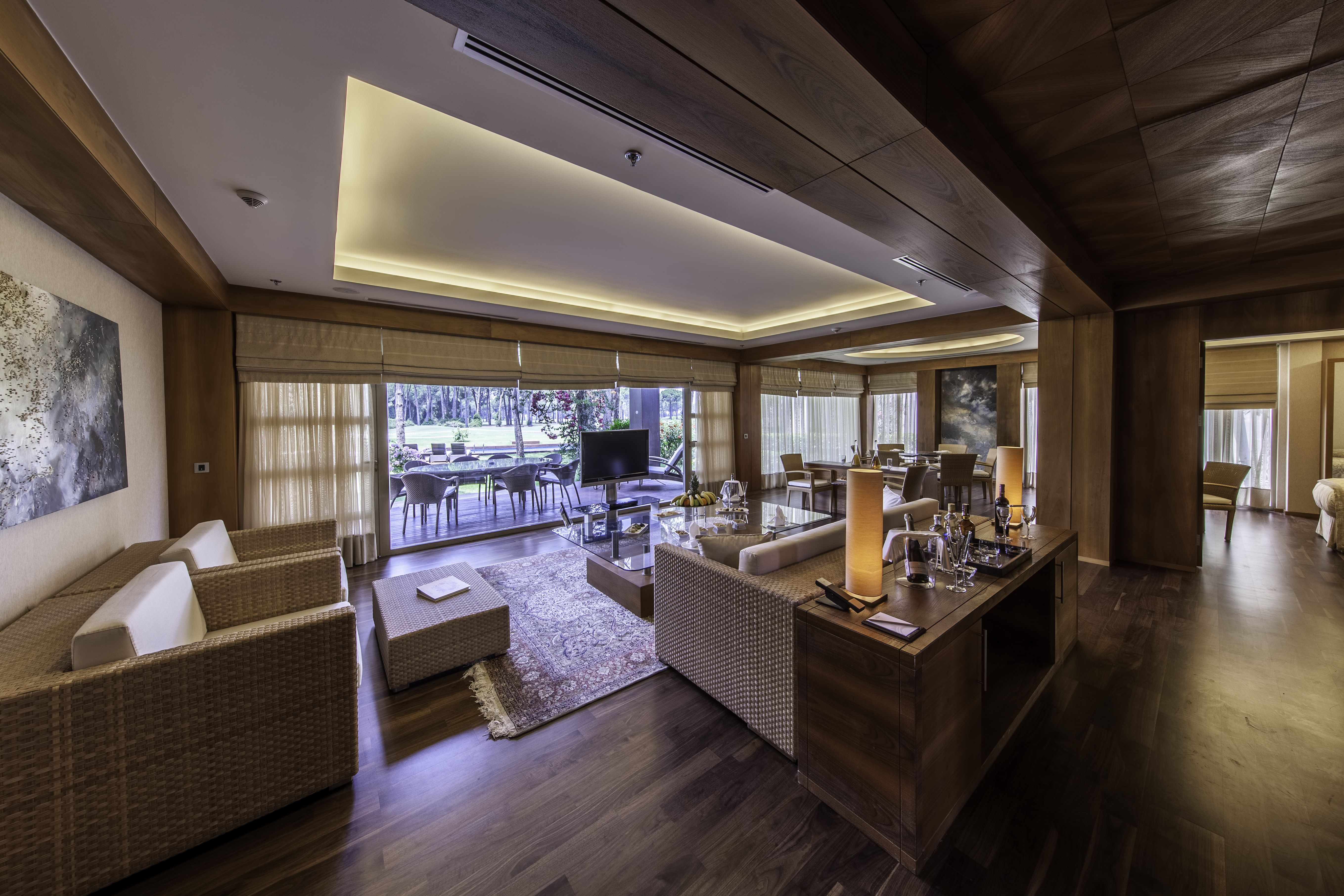 SERENITY VILLA