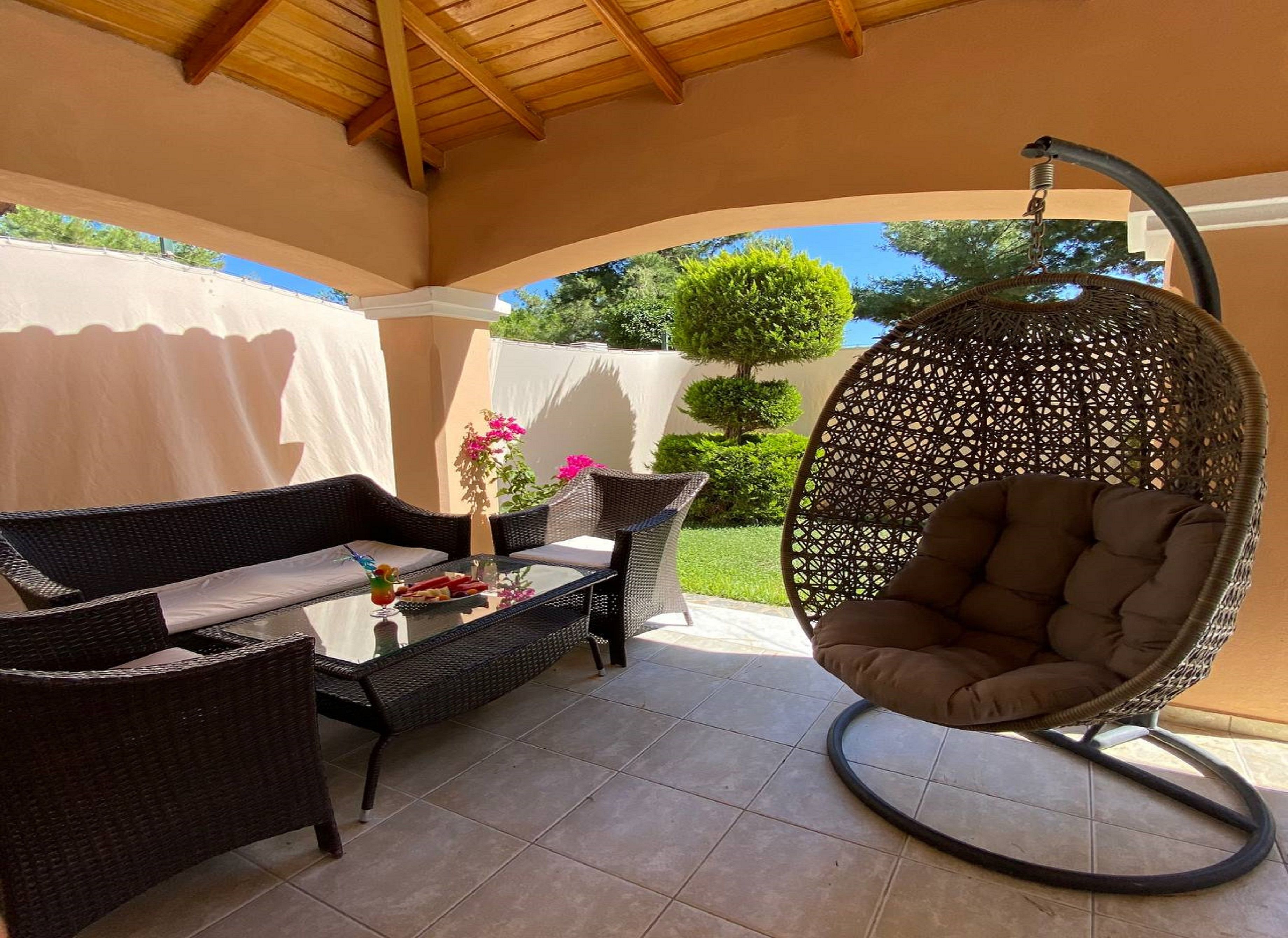 SUPERIOR VILLA