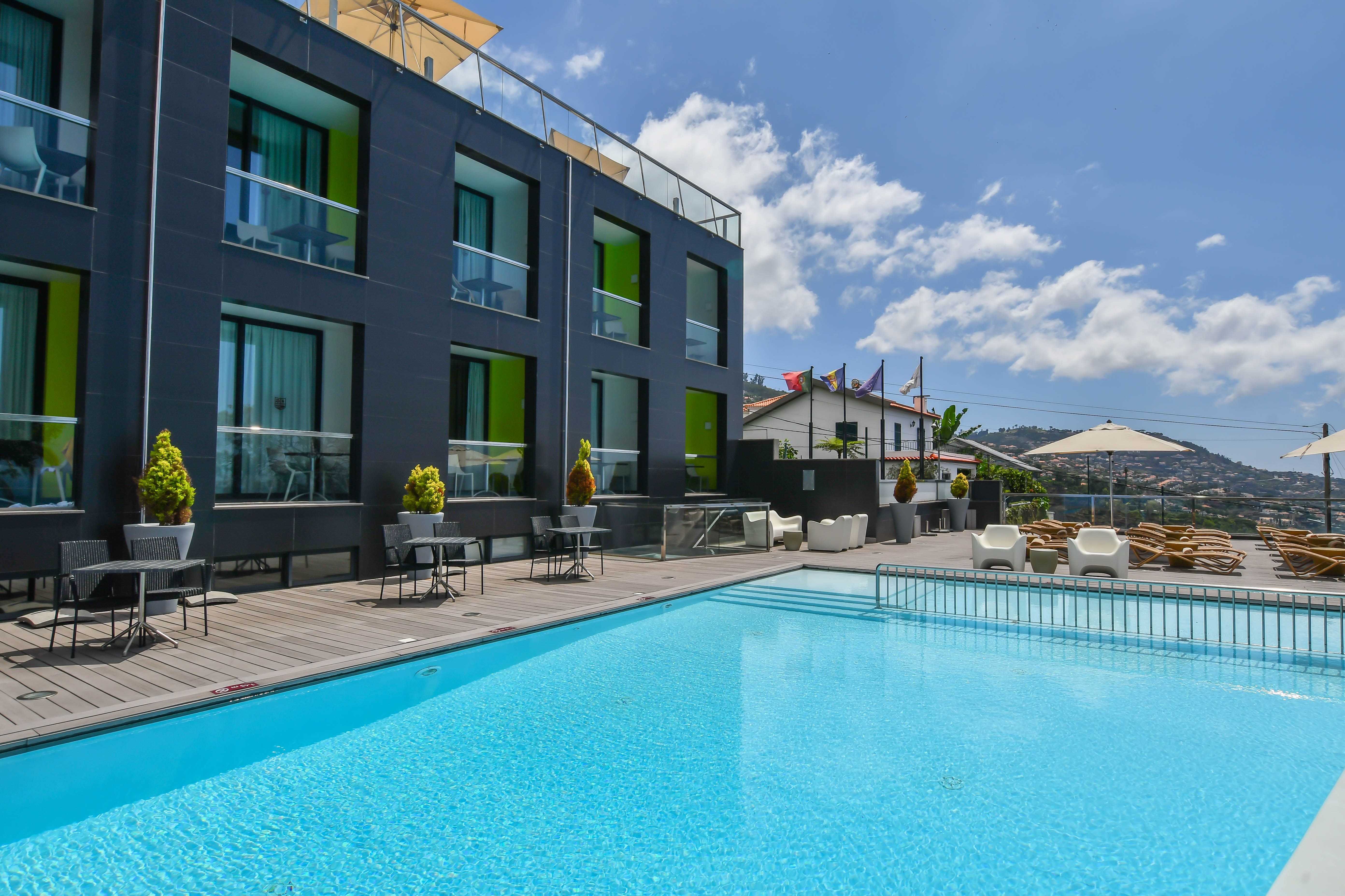 Piscina deschisă
