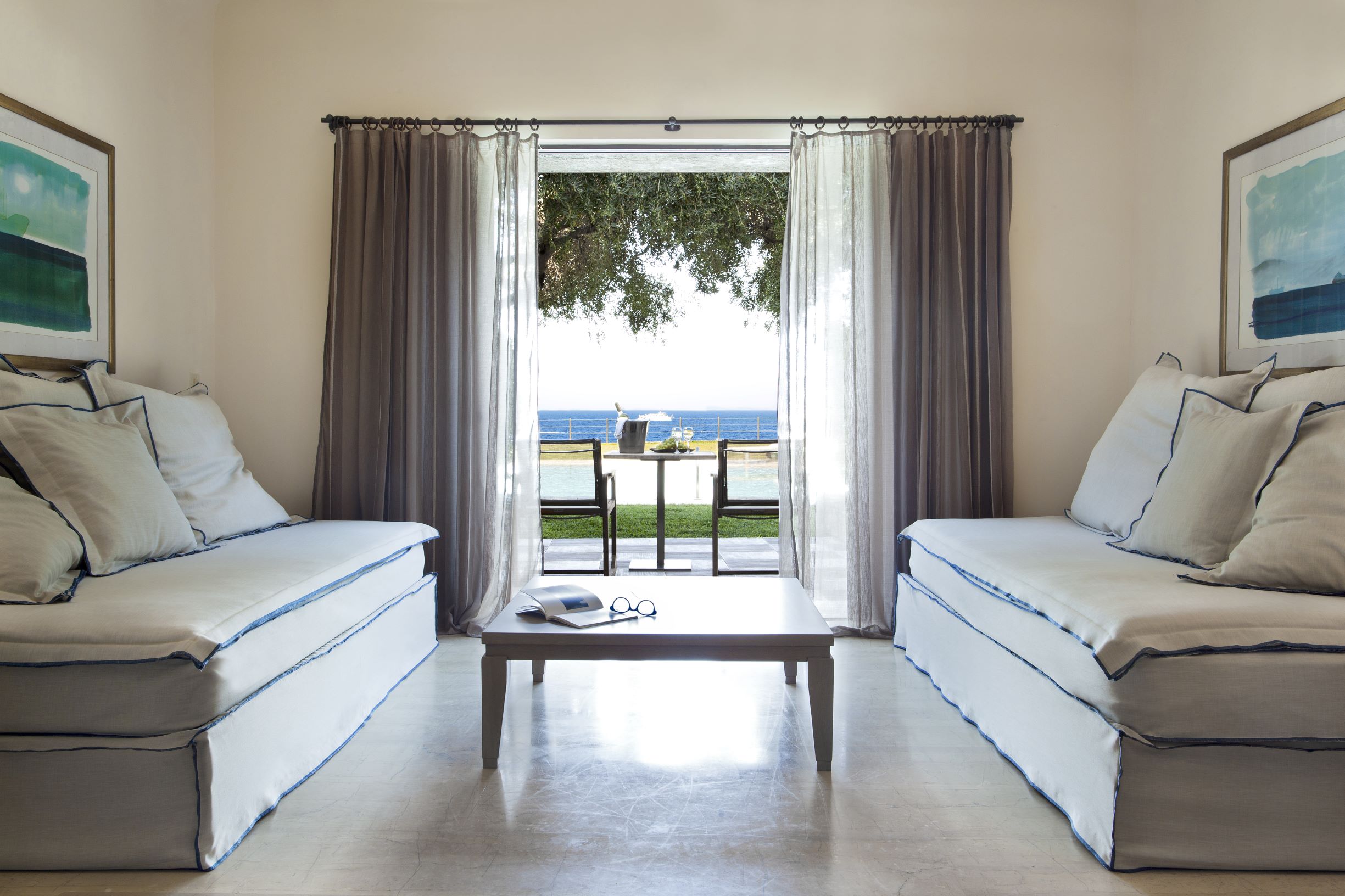 EUPHORIA JUNIOR SUITE PRIVATE POOL