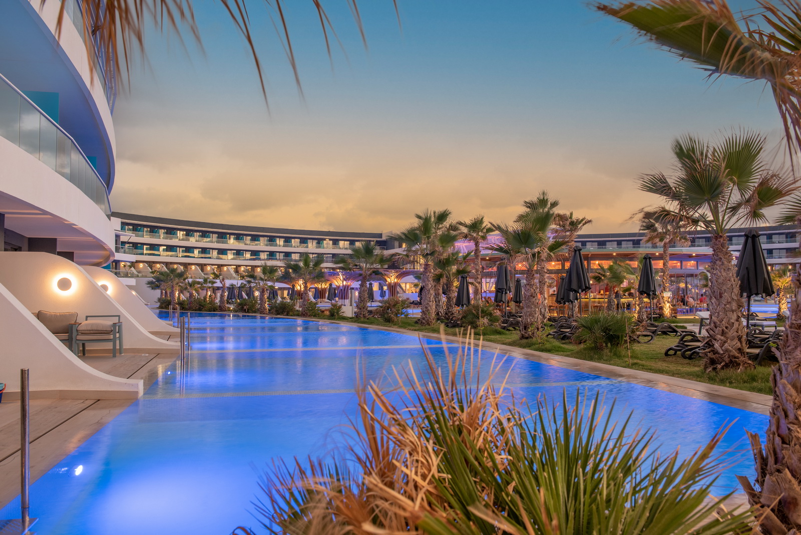 Deluxe Double Pool or Sea View with Individual Pool 