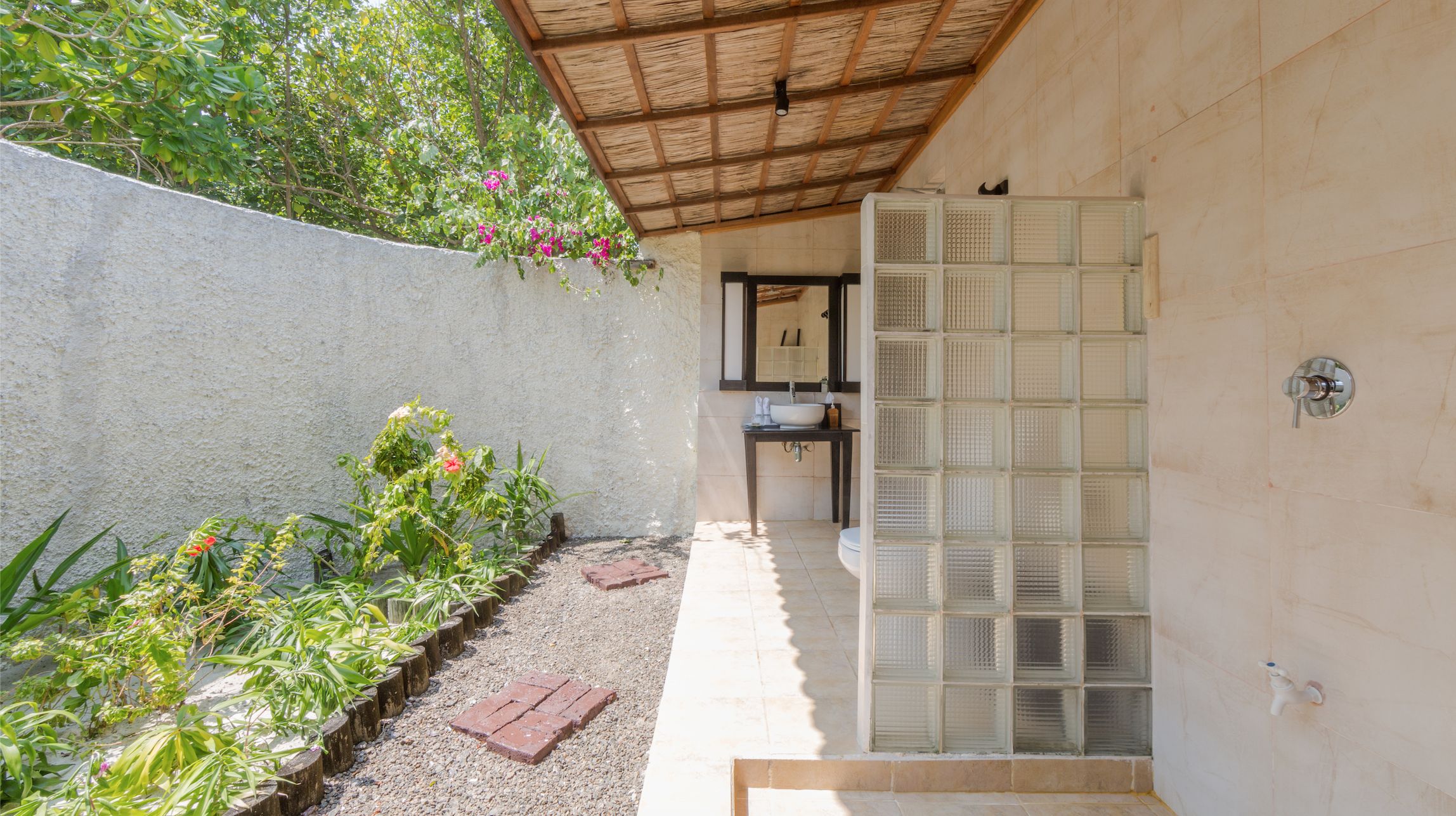 Garden Bungalows 