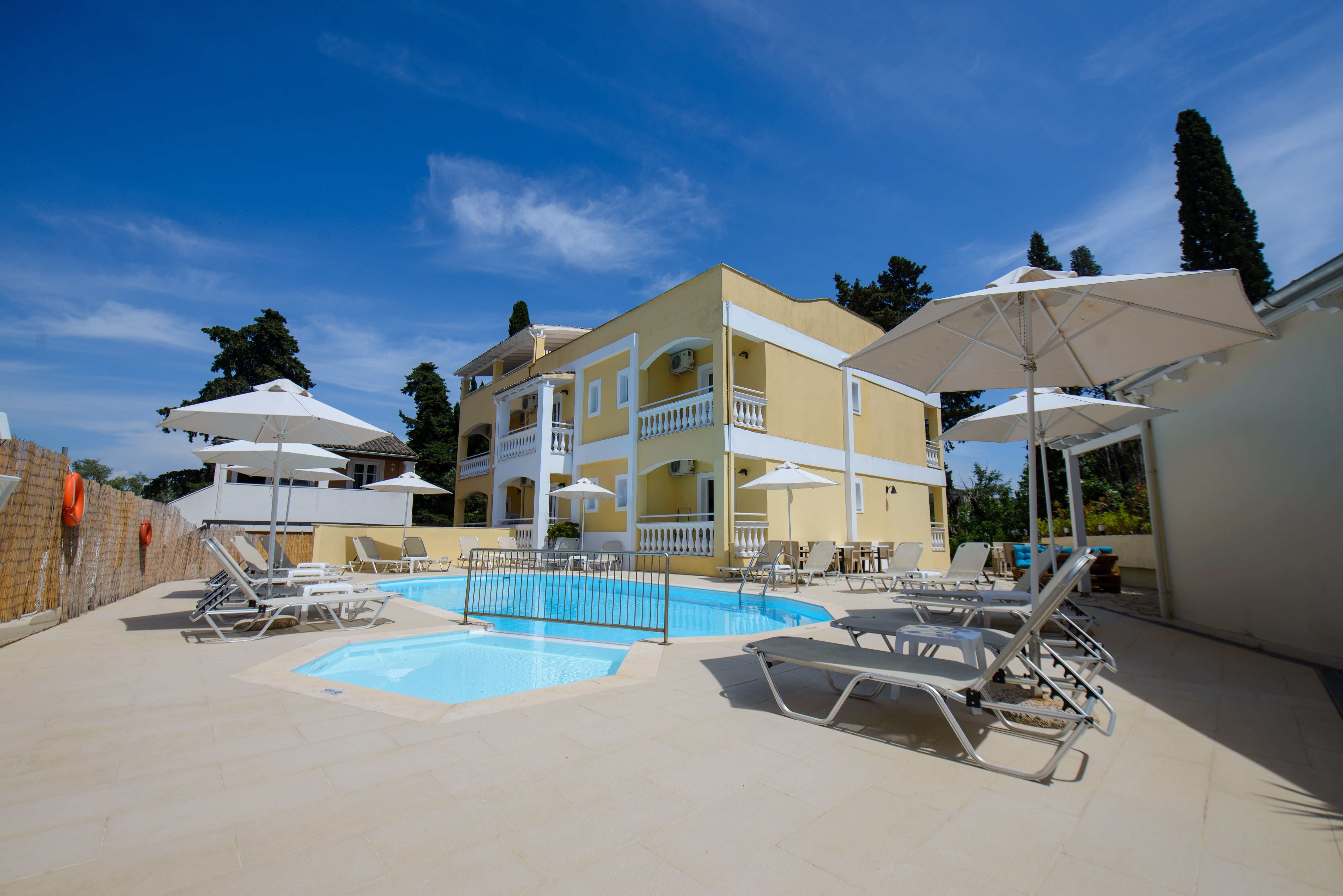 Piscina deschisă