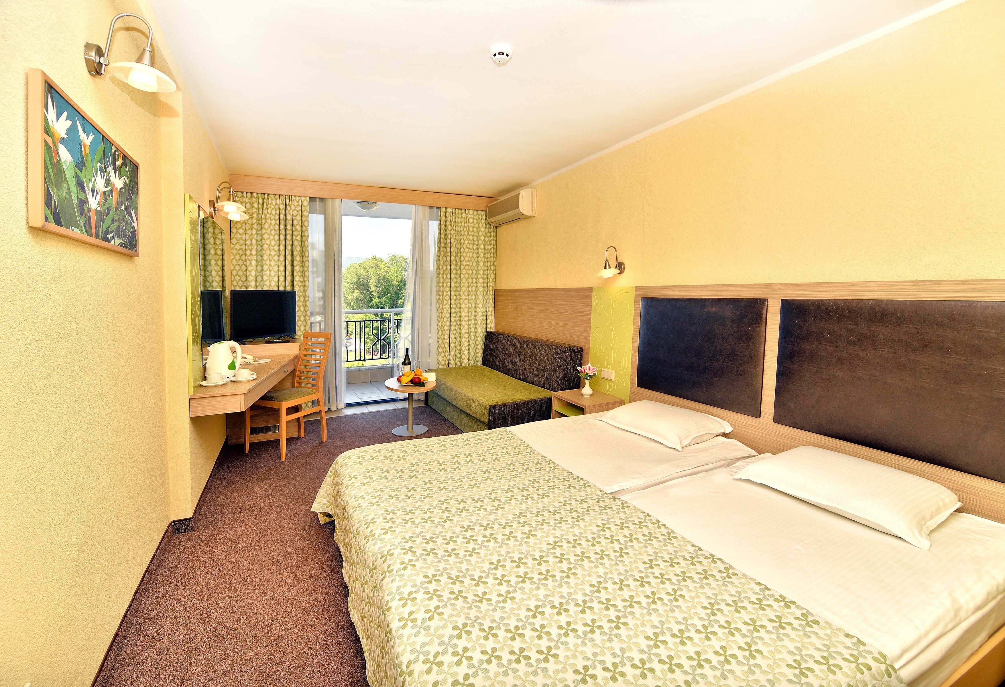 Twin Standard Room (SeaView)