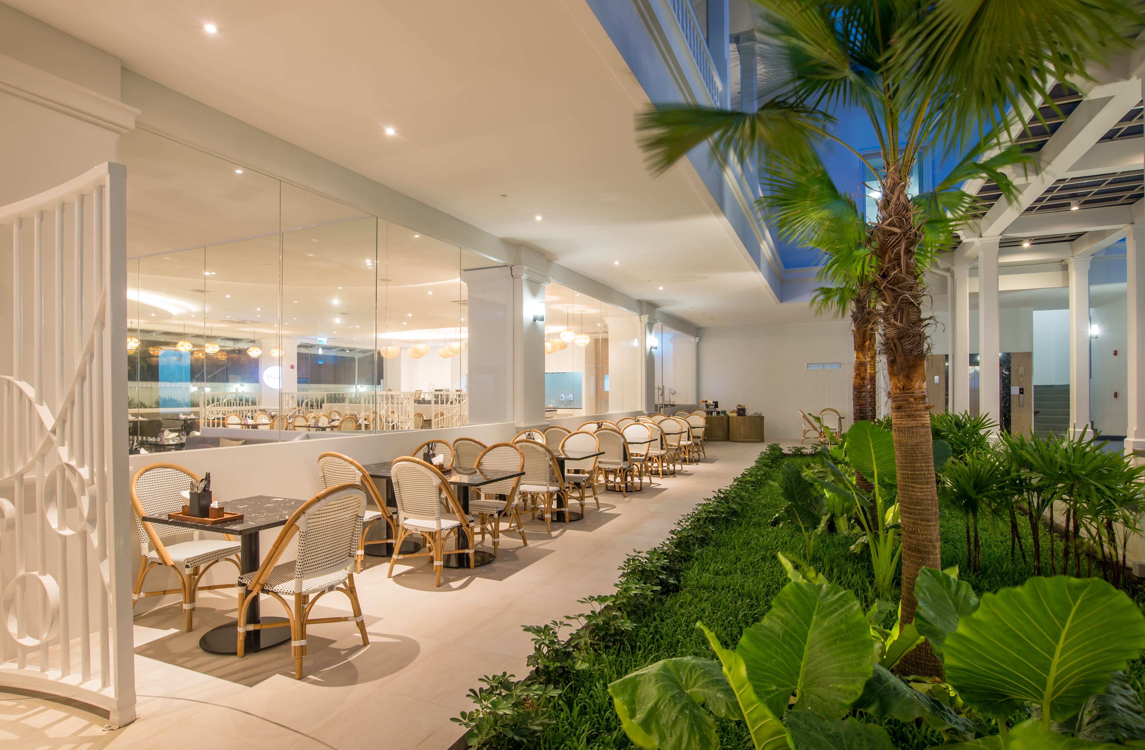 VERANDAH BRASSERIE