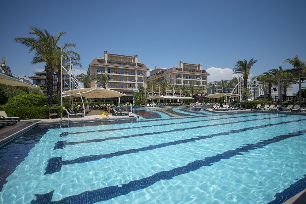 crystal-family-resort-540.jpg