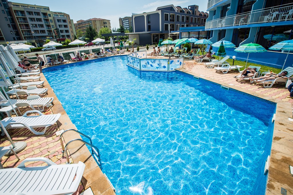 Piscina deschisă