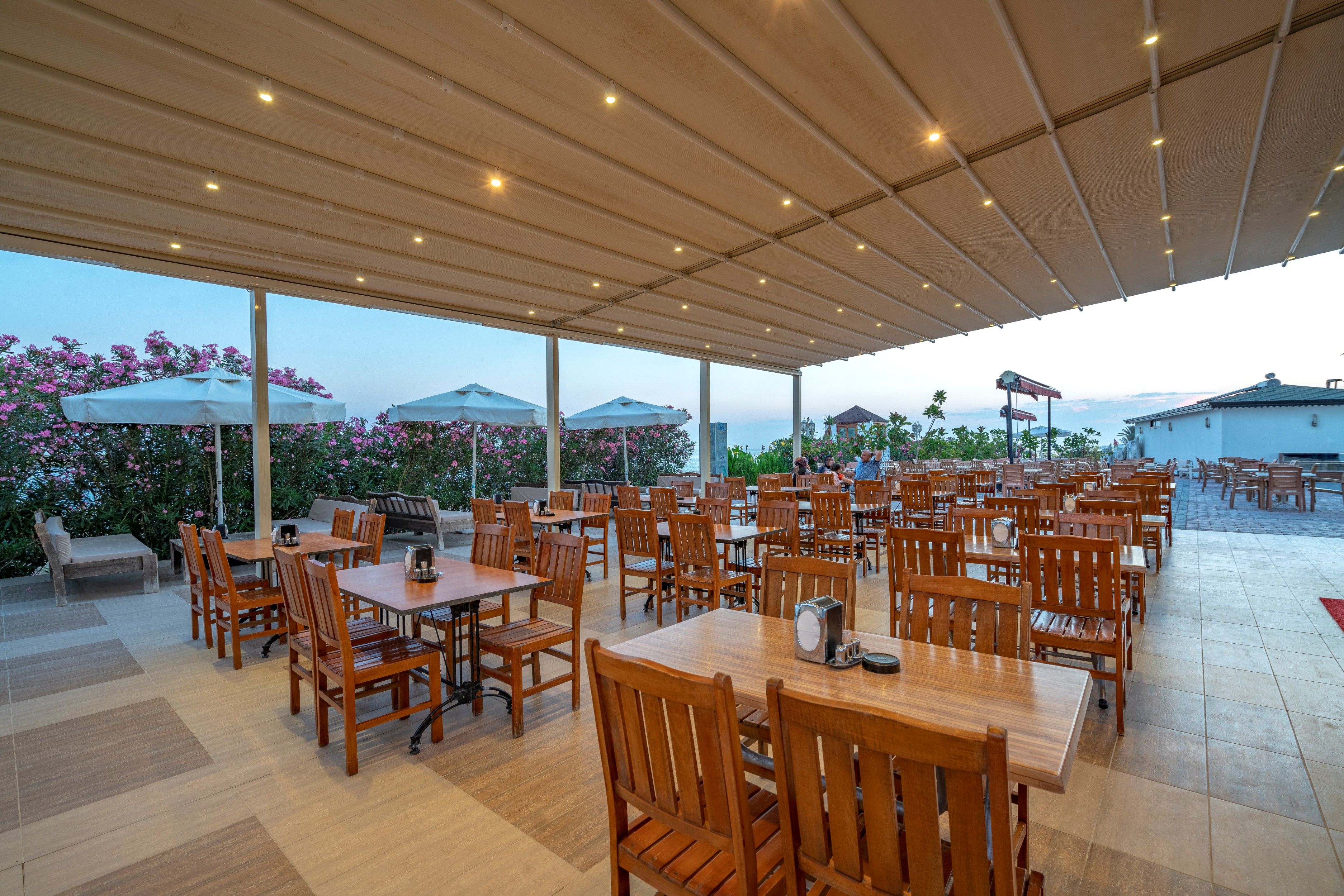 beach bar