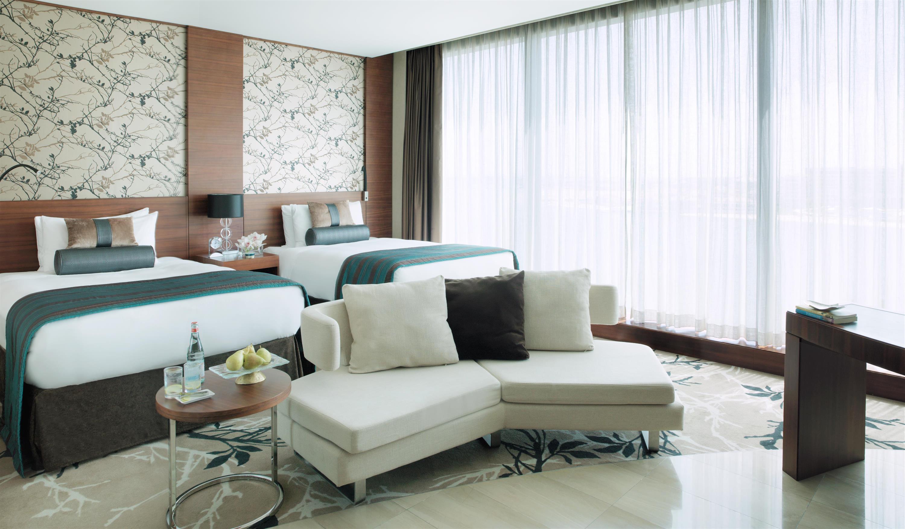 FAIRMONT ROOM