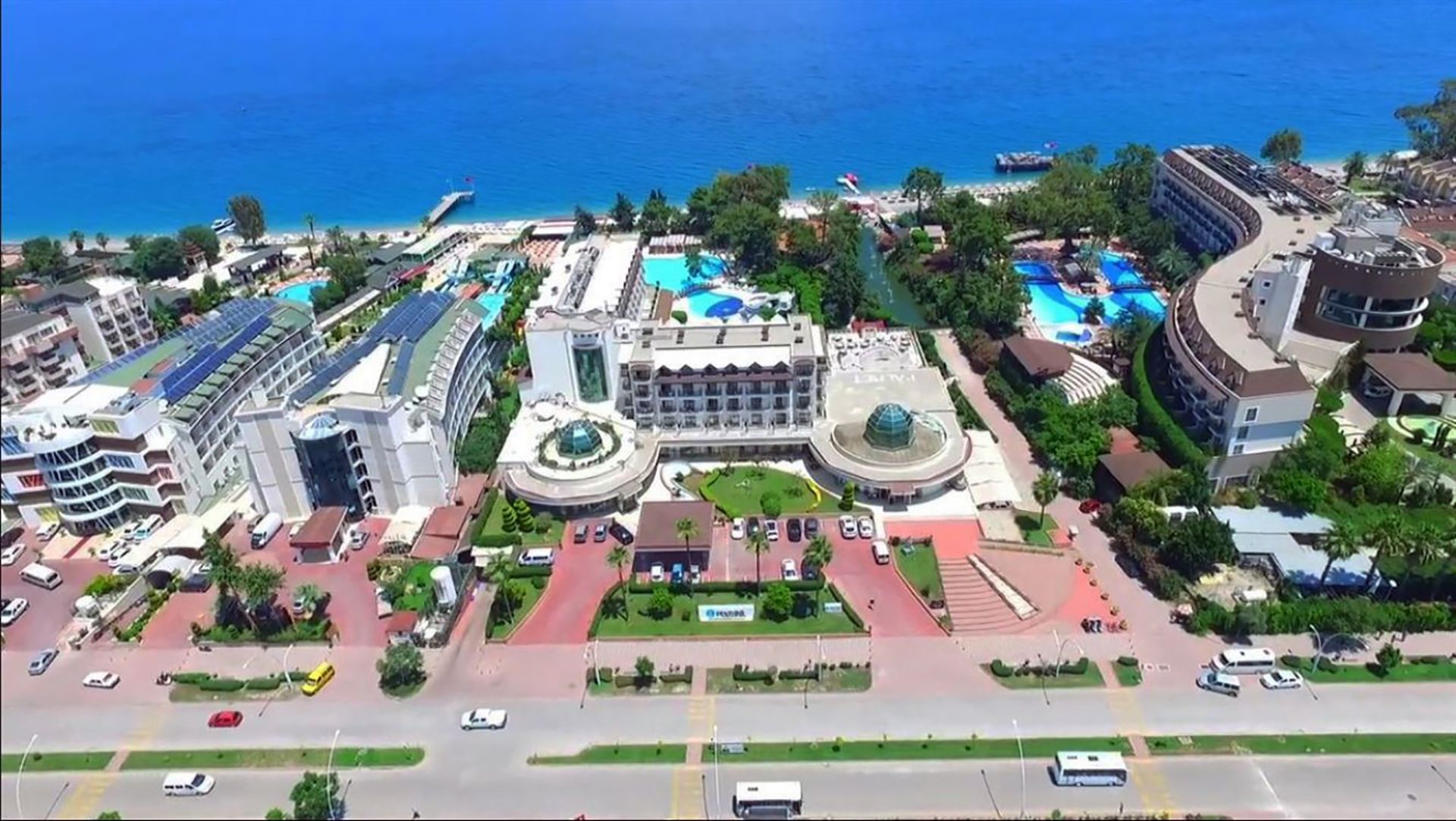 Clădirea principala