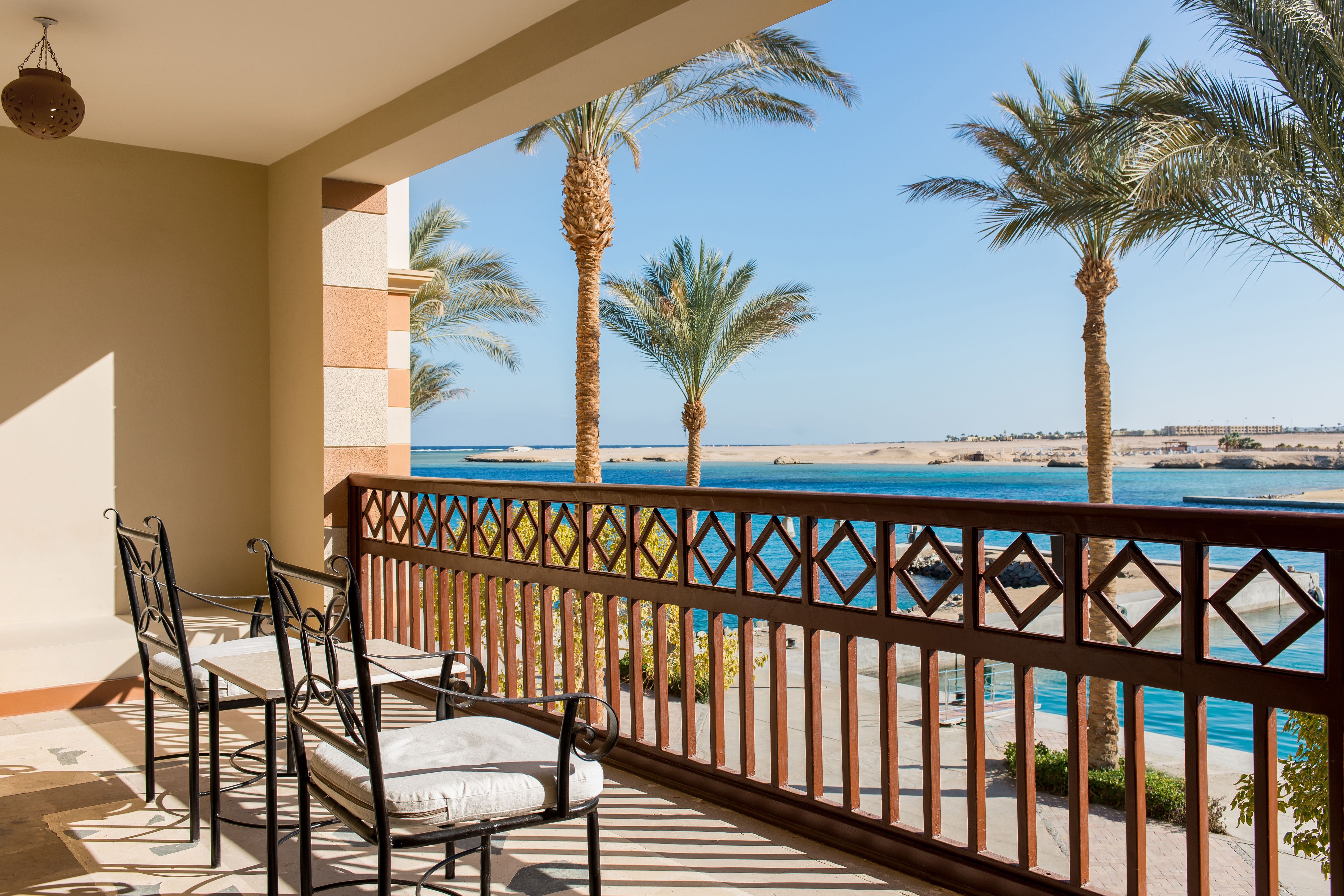 PREMIUM SUITE (MARINA VIEW)