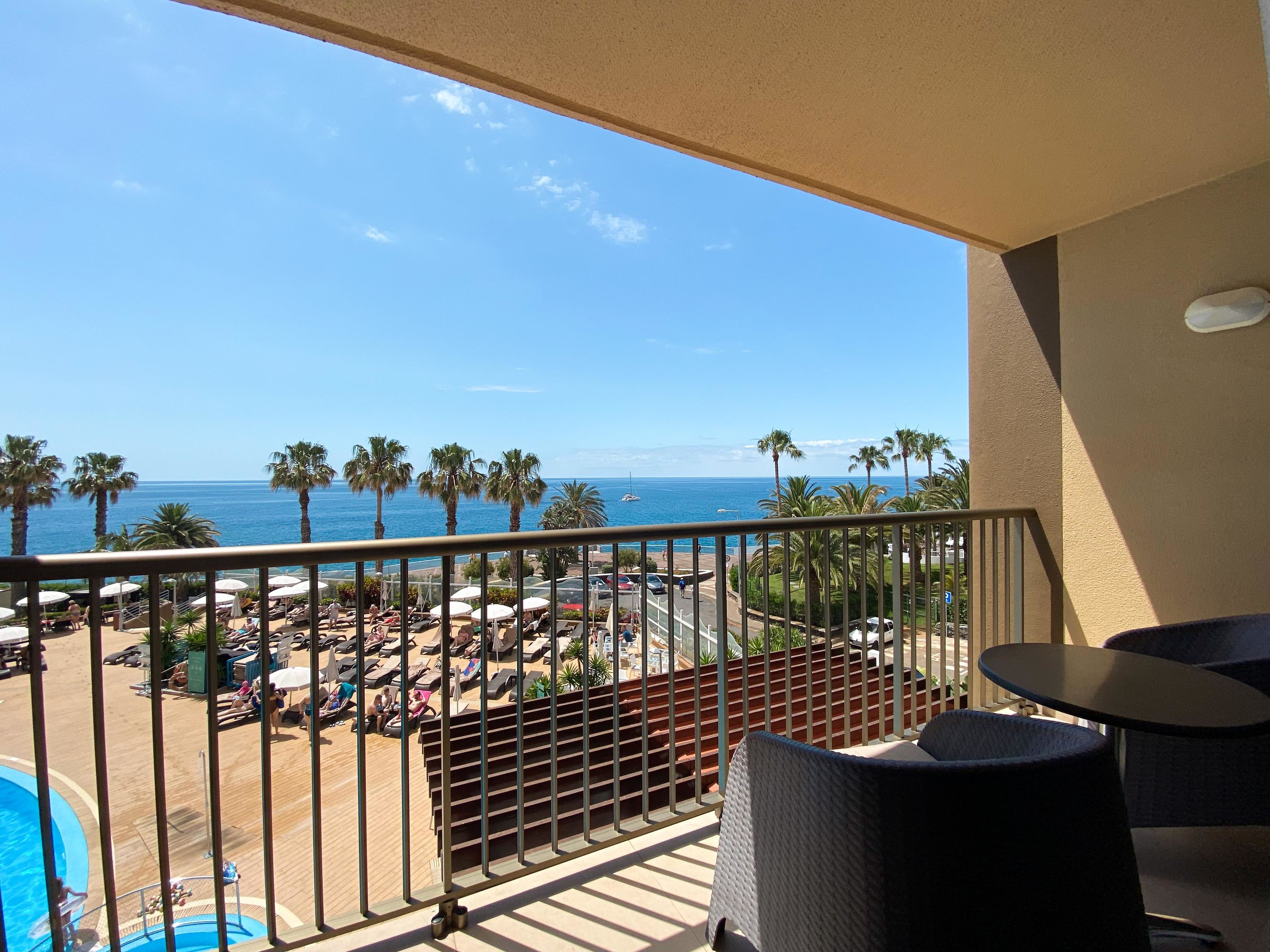 TWIN SUPERIOR SEA VIEW BALCONY OR TERRACE