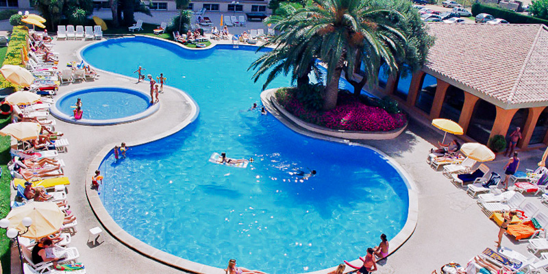 Costa Brava, Hotel Hotenco Luna Club, piscina exterioara.jpg