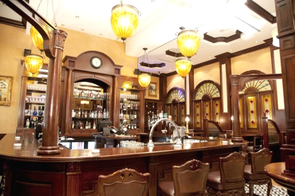 Dubai, Hotel Grand Excelsior al Barsha, bar.jpg