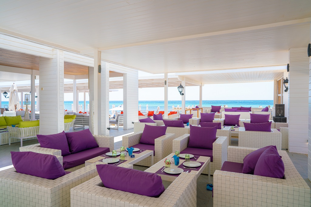A La Carte Restaurant on the beach Coco Beach