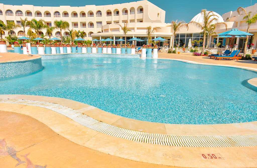 Piscina deschisă