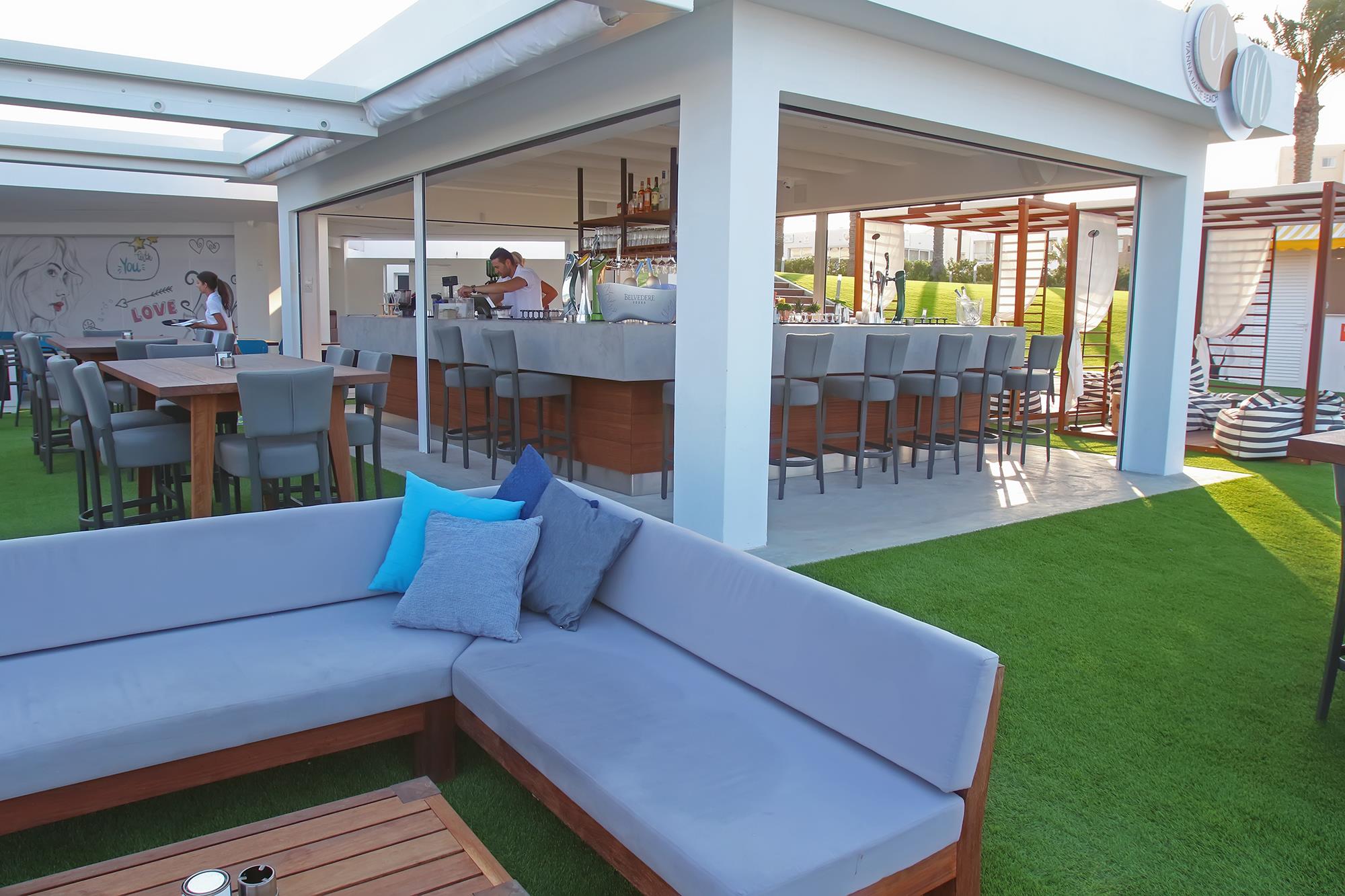 Beach Bar