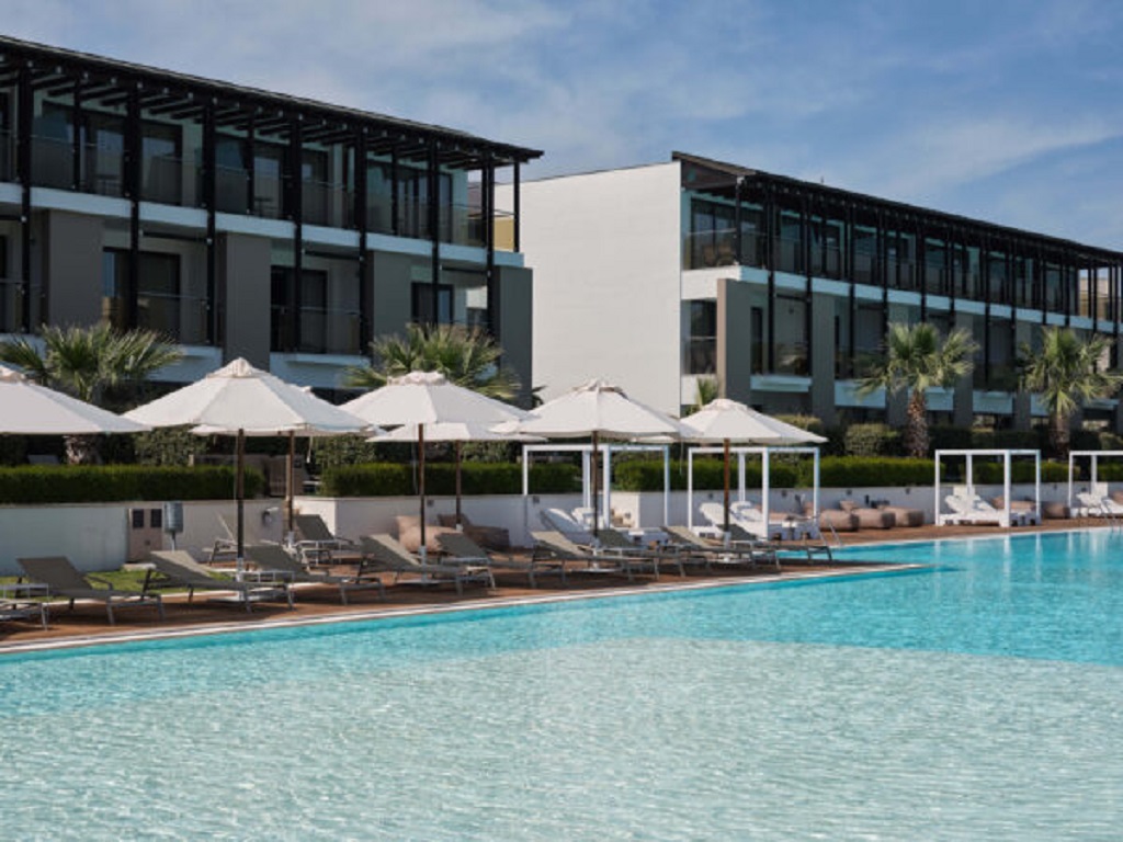 Piscina deschisă