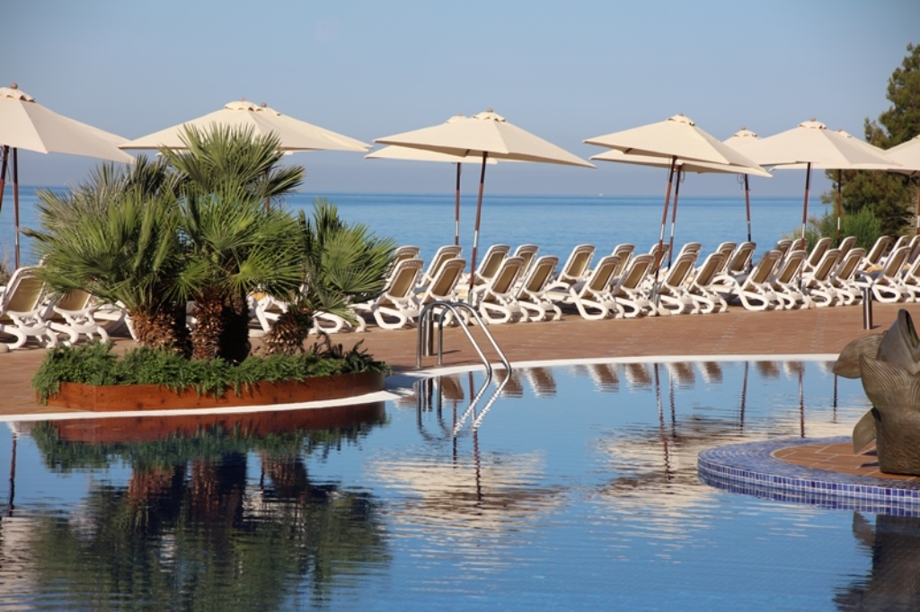 Piscina deschisă