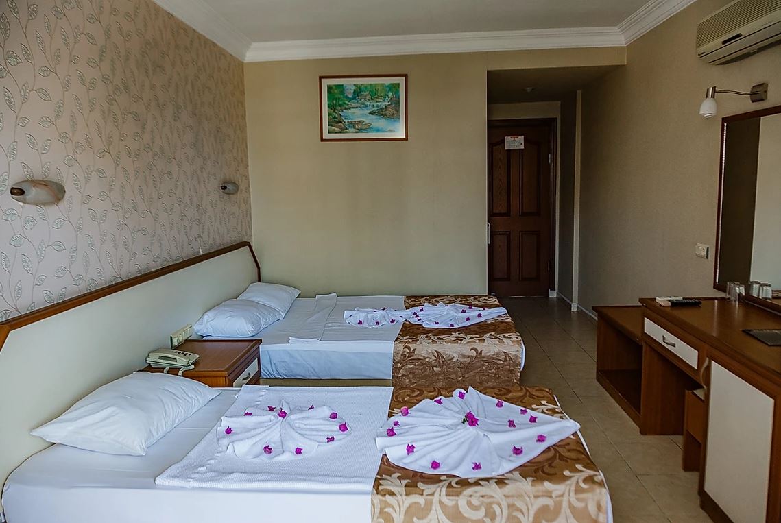 STANDARD ROOM