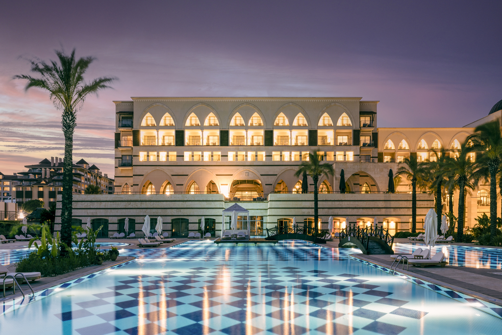 Piscina deschisă