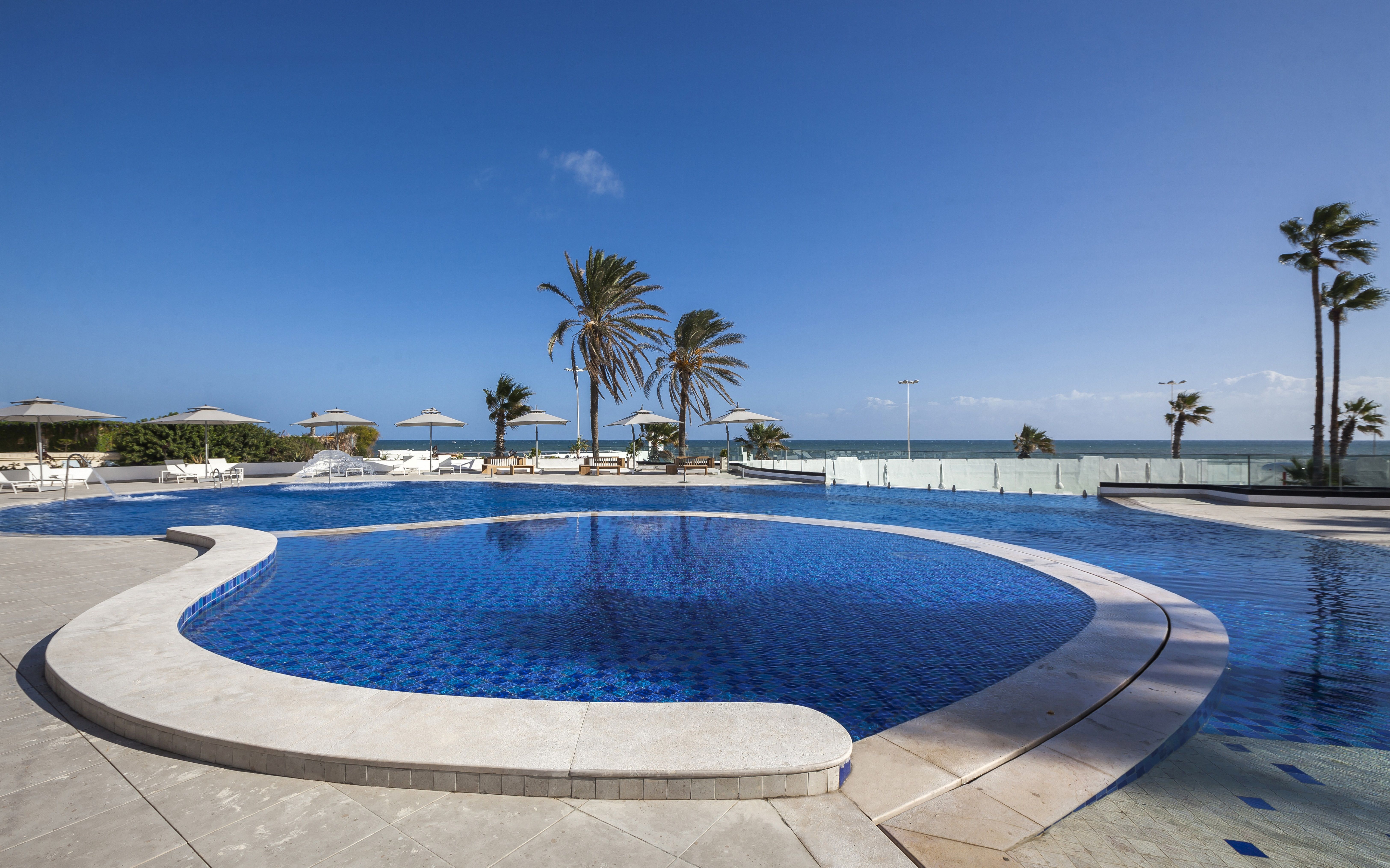 Piscina deschisă