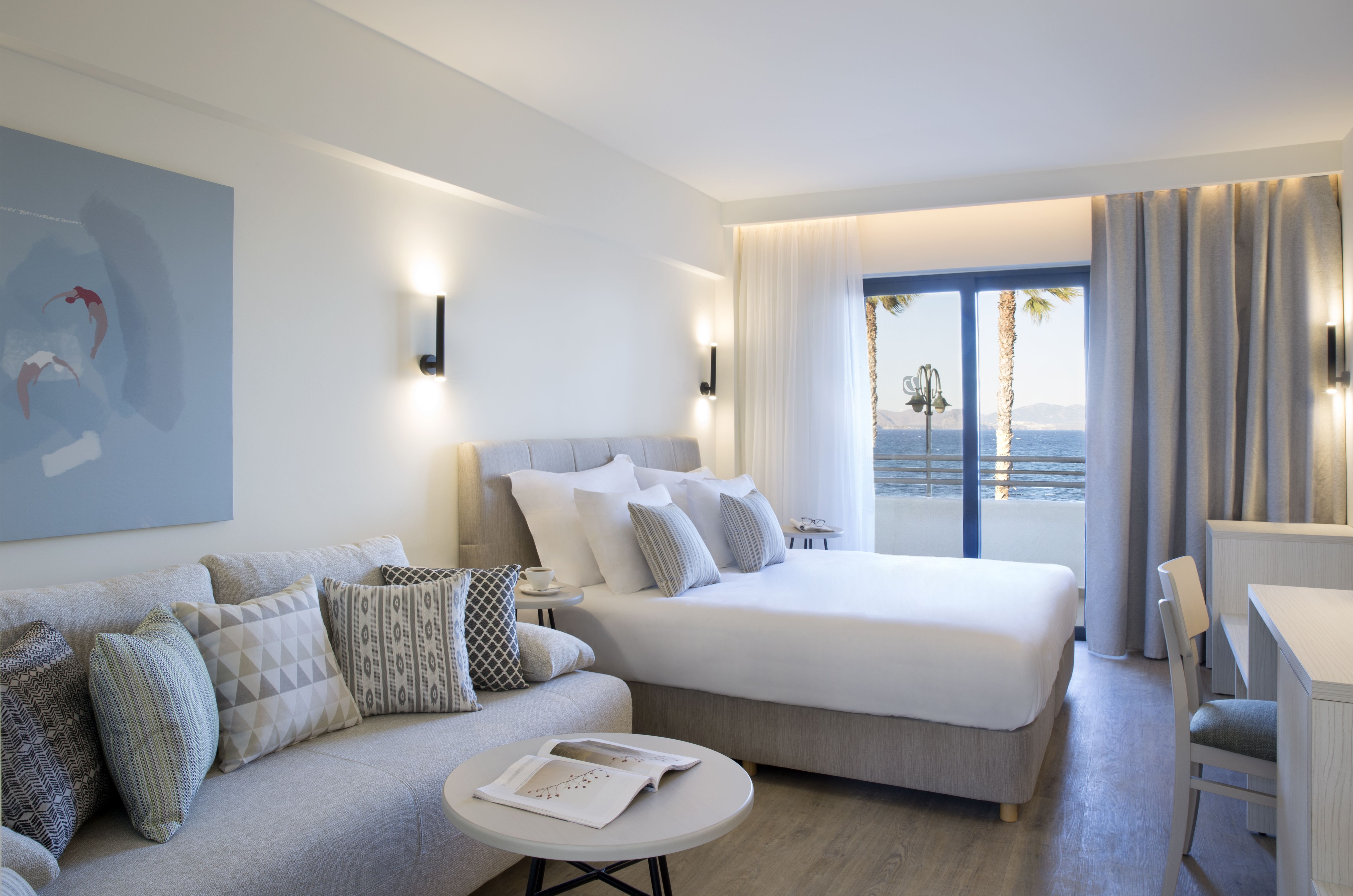 DELUXE SEA VIEW ROOM
