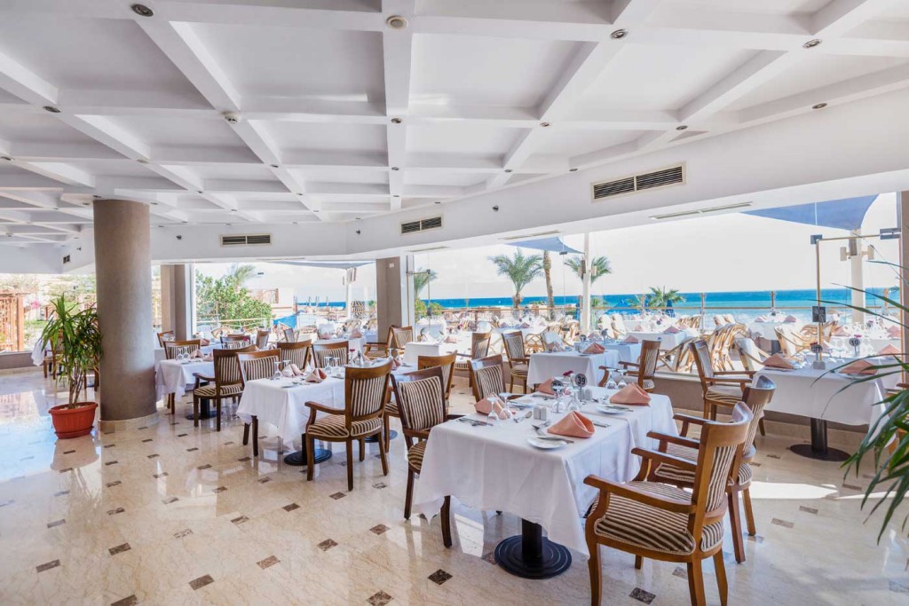 Main Restaurant 