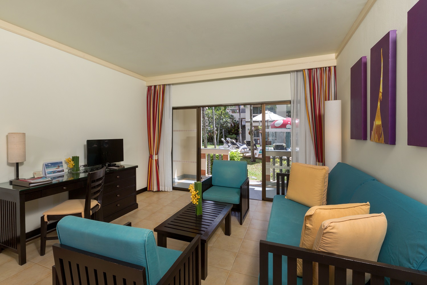 1 B/ROOM PREMIUM SUITE POOL VIEW