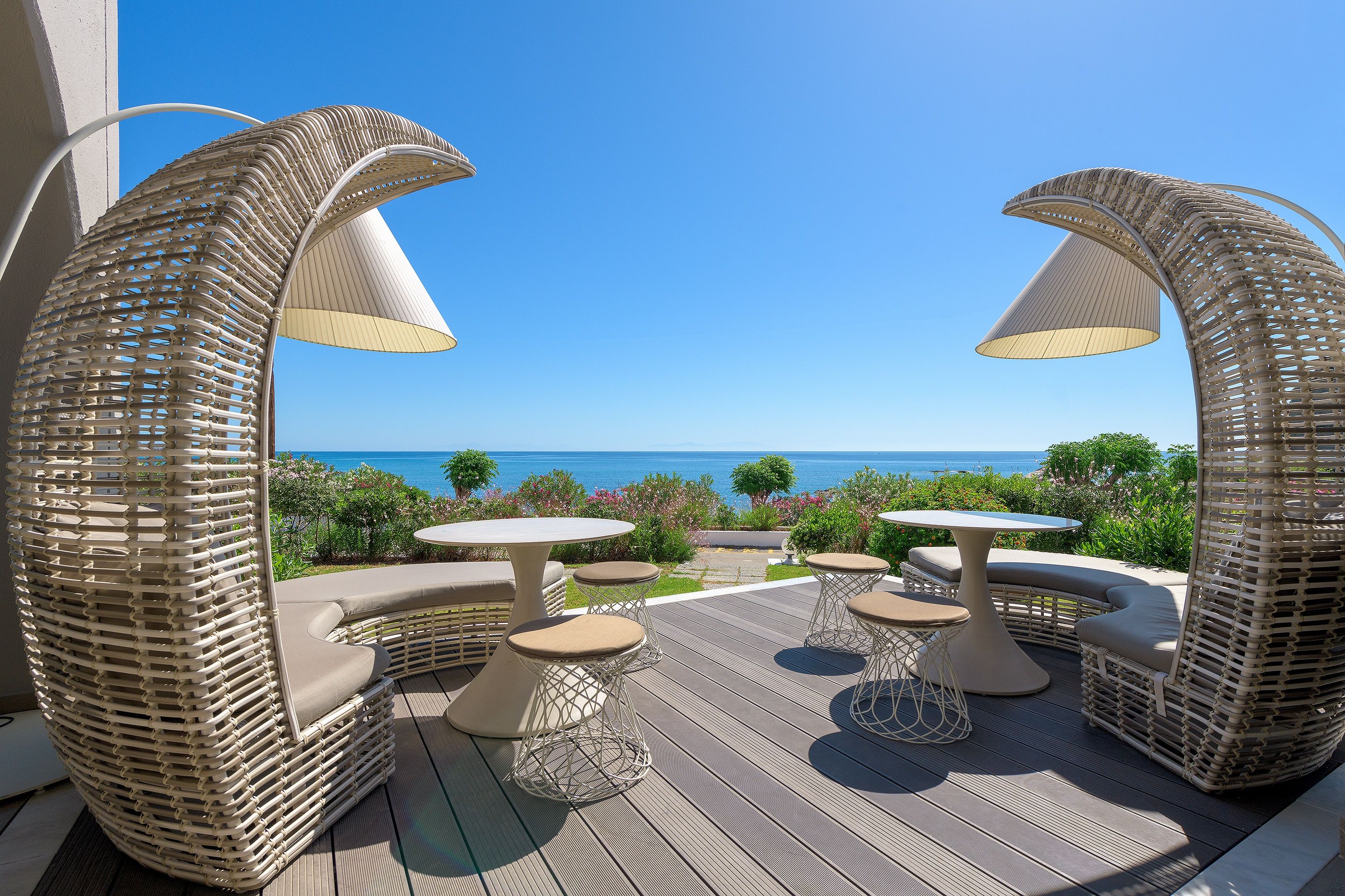 NAUTILUS BAR