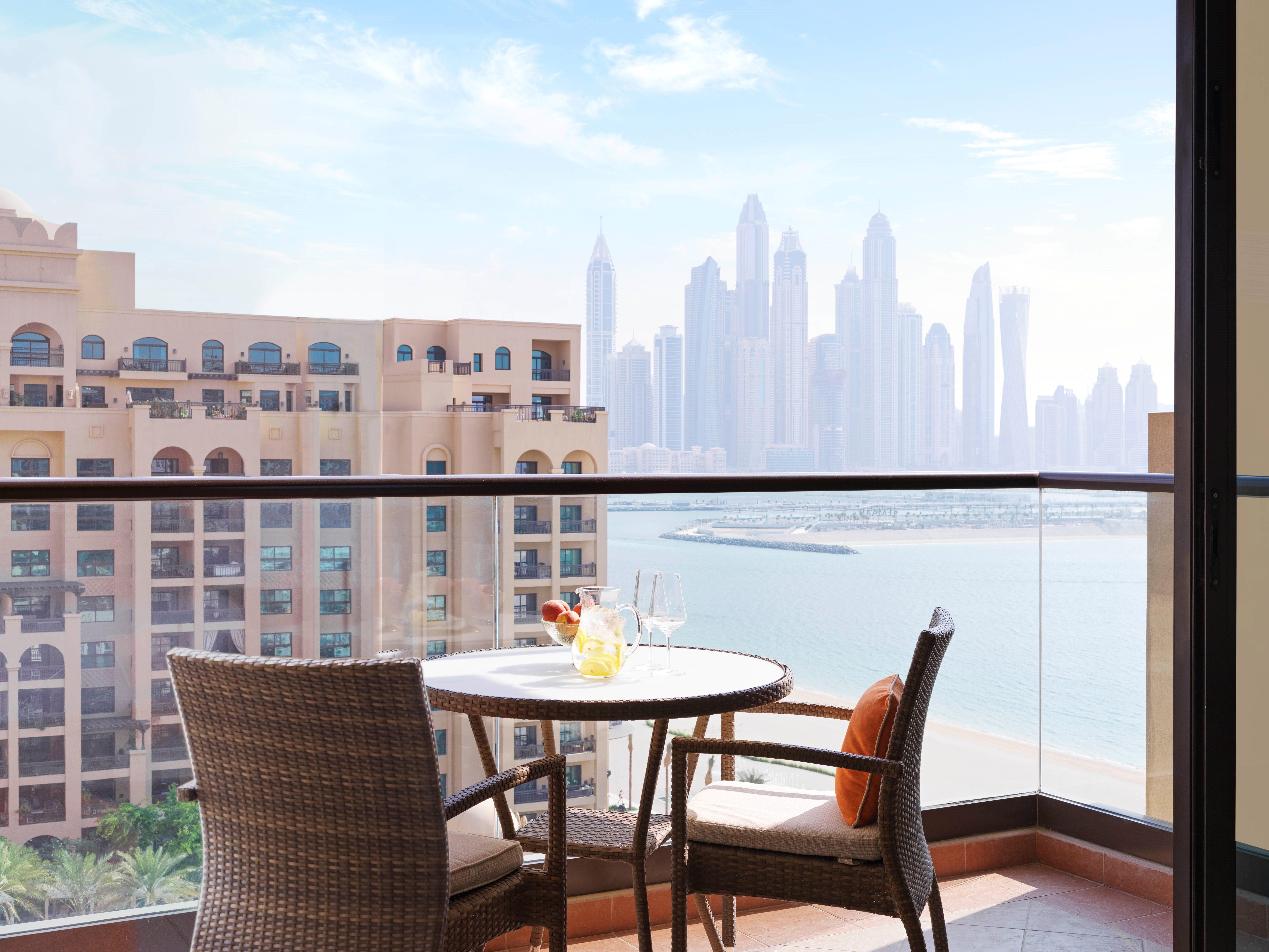 Fairmont Heritage Partial Palm Sea View Room King