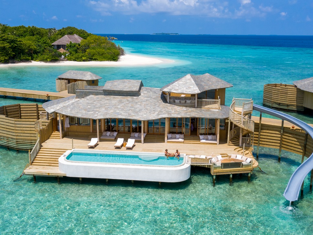 1 Bedroom Water Retreat with Slide