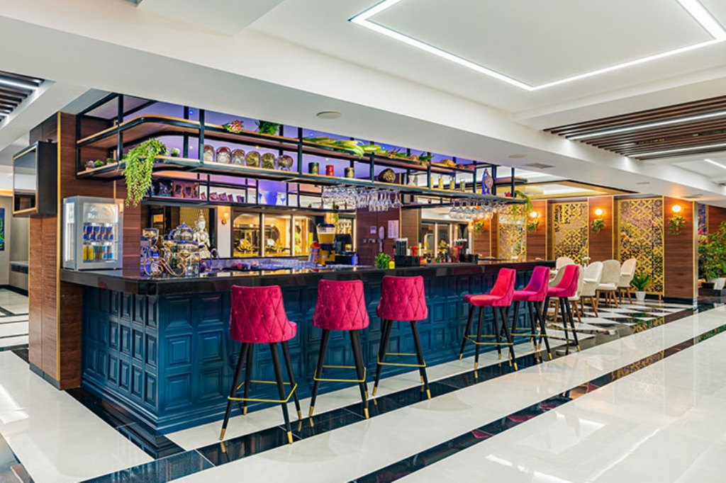 Central Bar