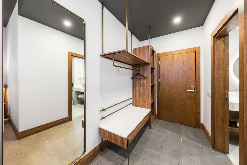 DELUXE POOL VIEW ROOM