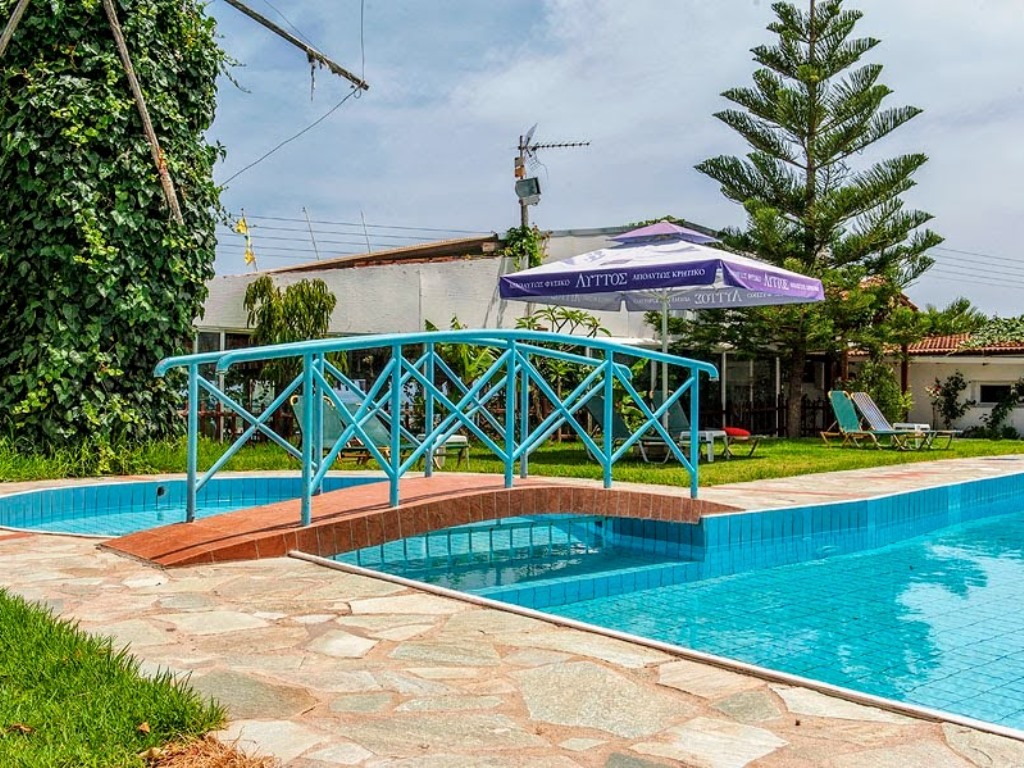 Piscina deschisă