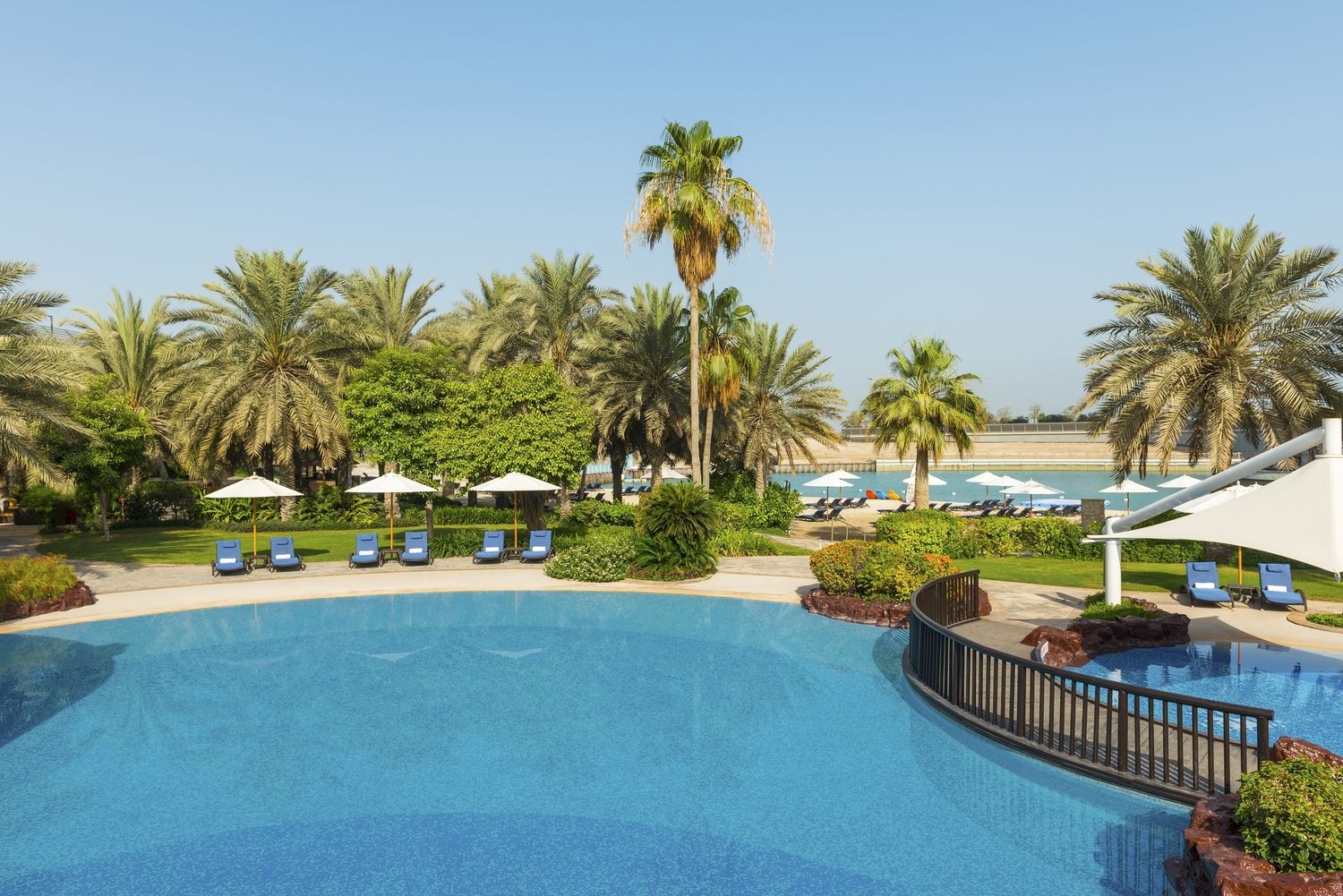 Piscina deschisă