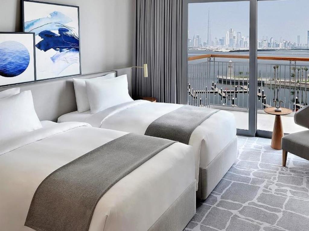 Deluxe Room Twin