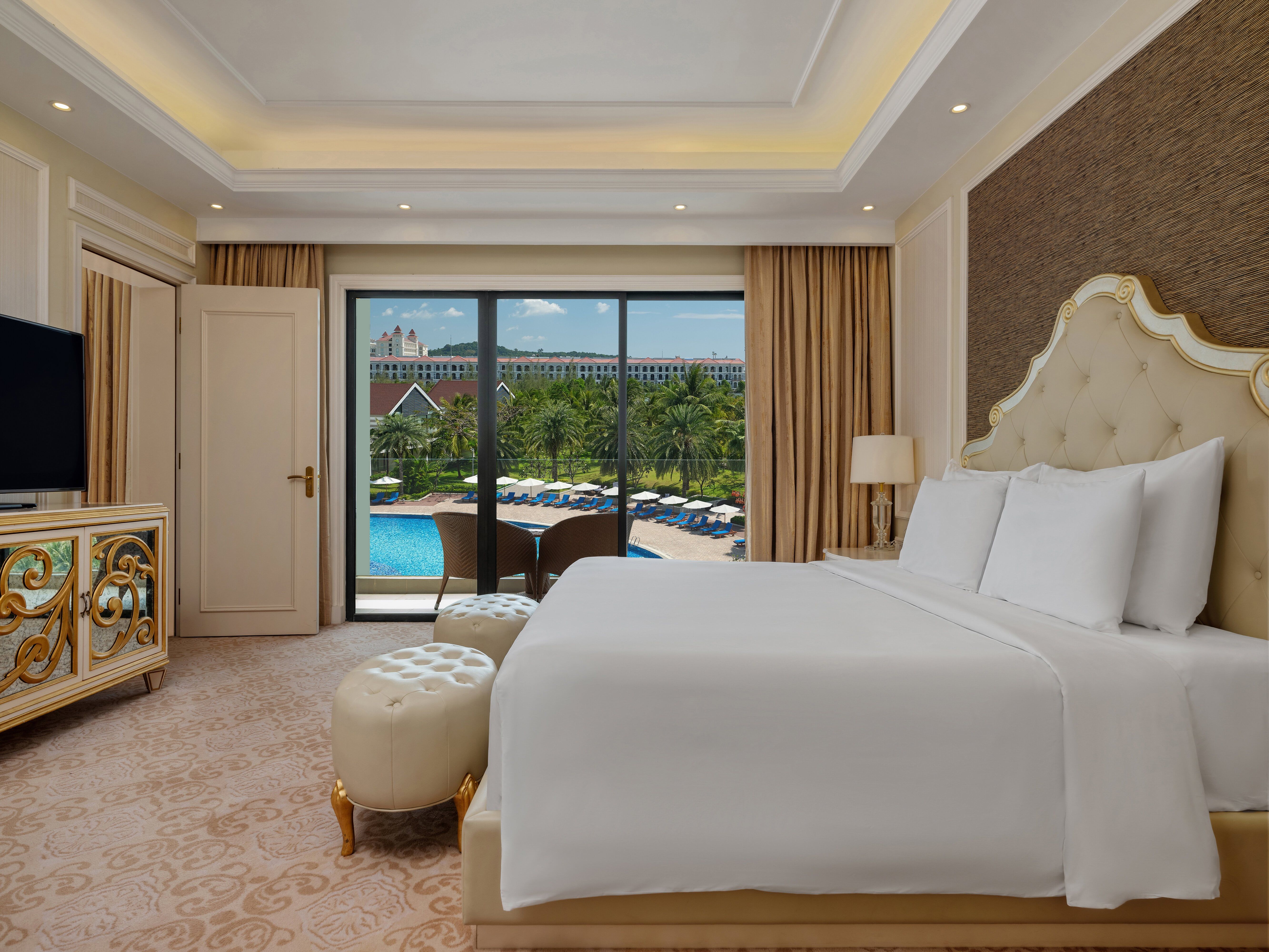ONE BEDROOM SUITE (CHILD WITHOUT EXTRA BED)