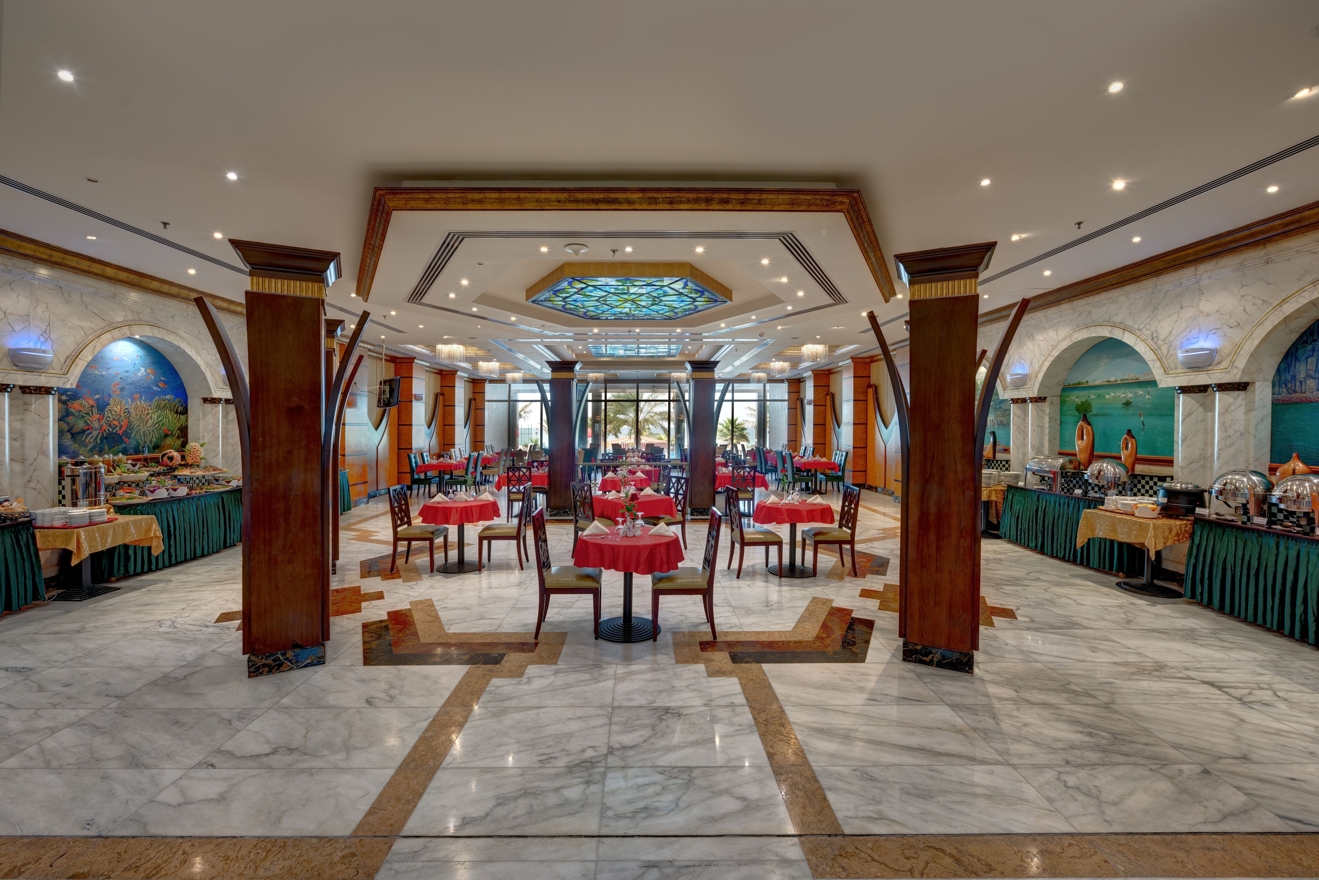 MAIN RESTAURANT