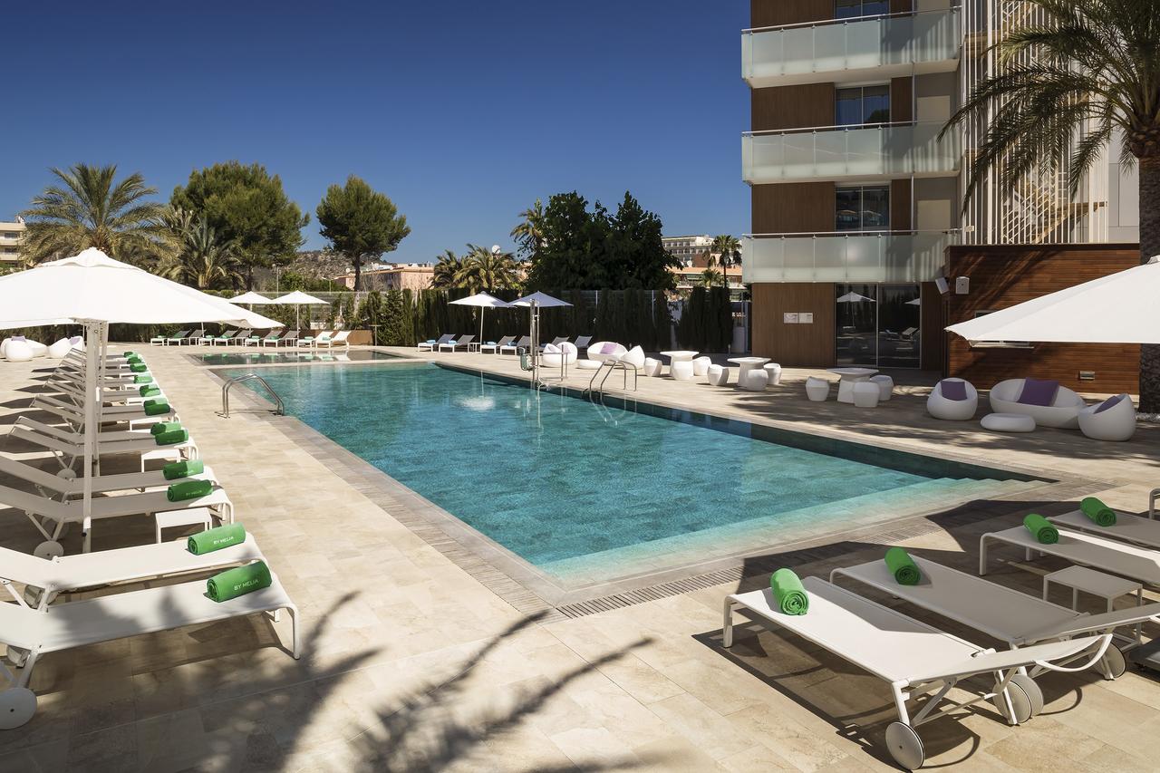 Piscina deschisă