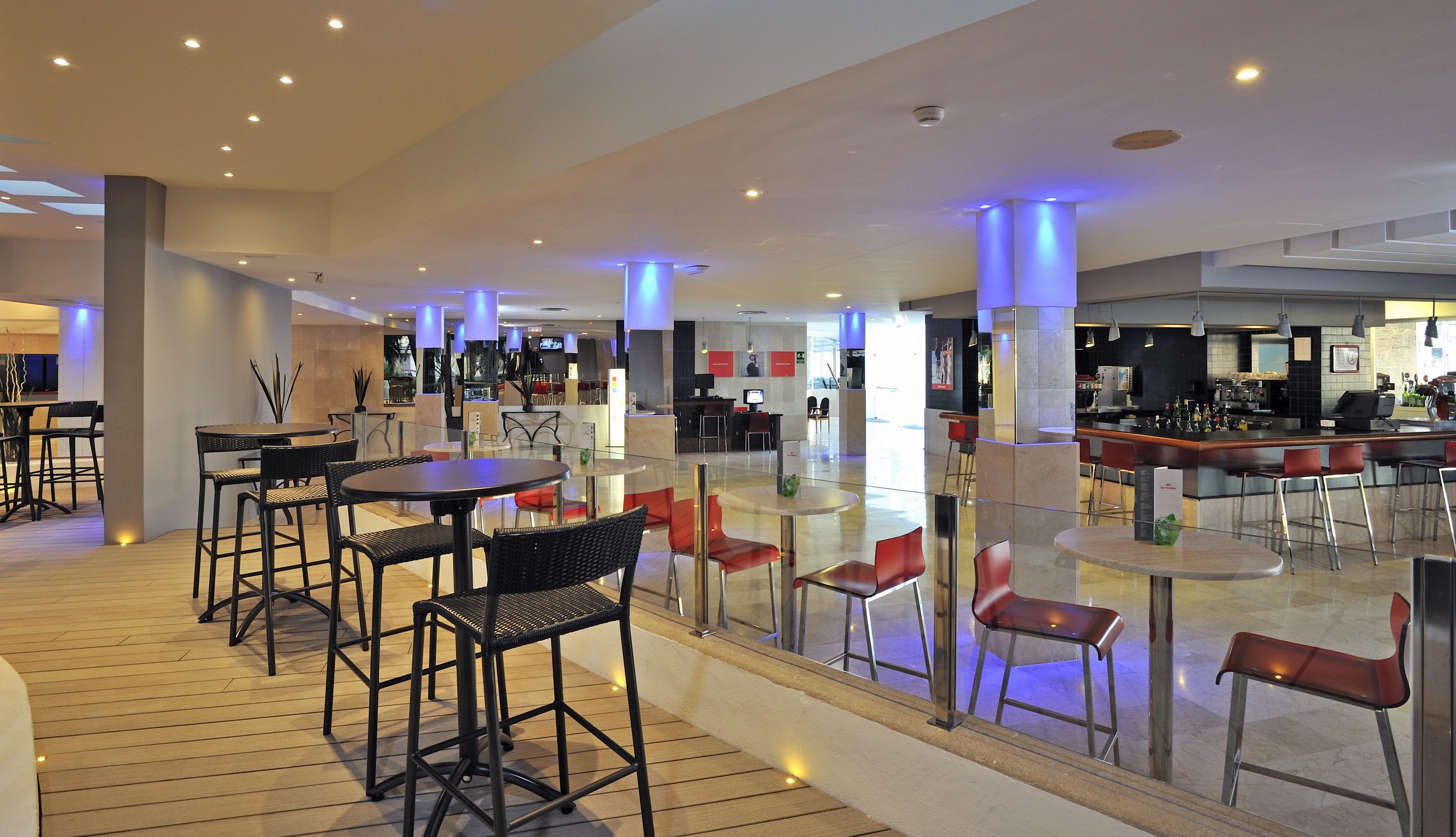 In and Out Bar