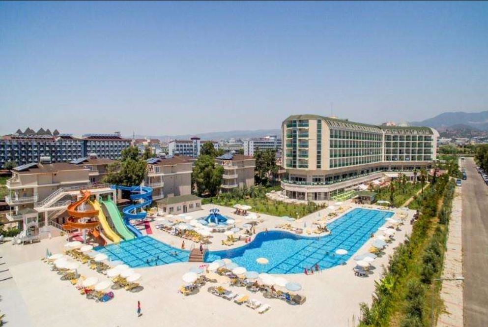 HEDEF BEACH RESORT 2.JPG