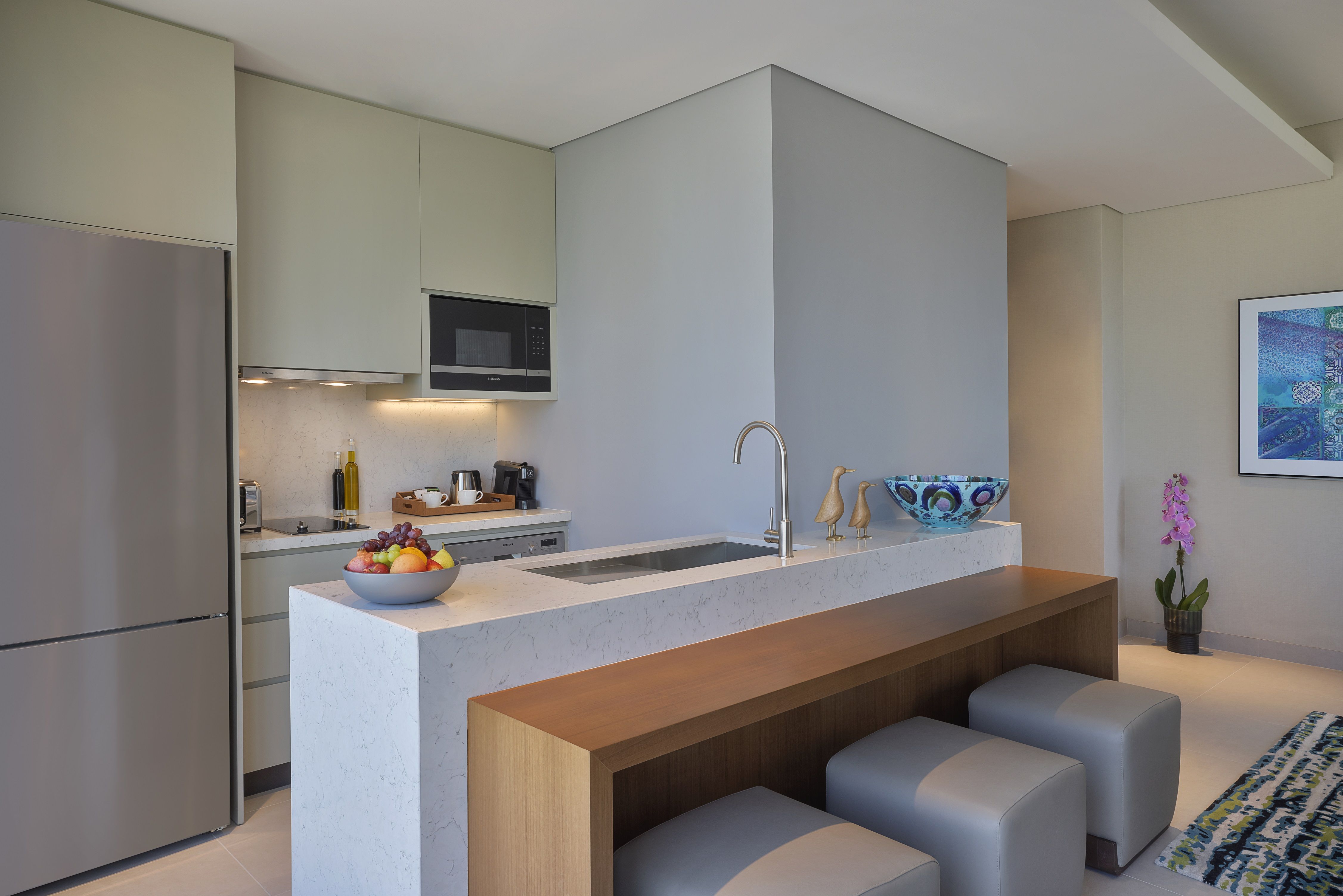 King Two Bedroom Corner Apartment