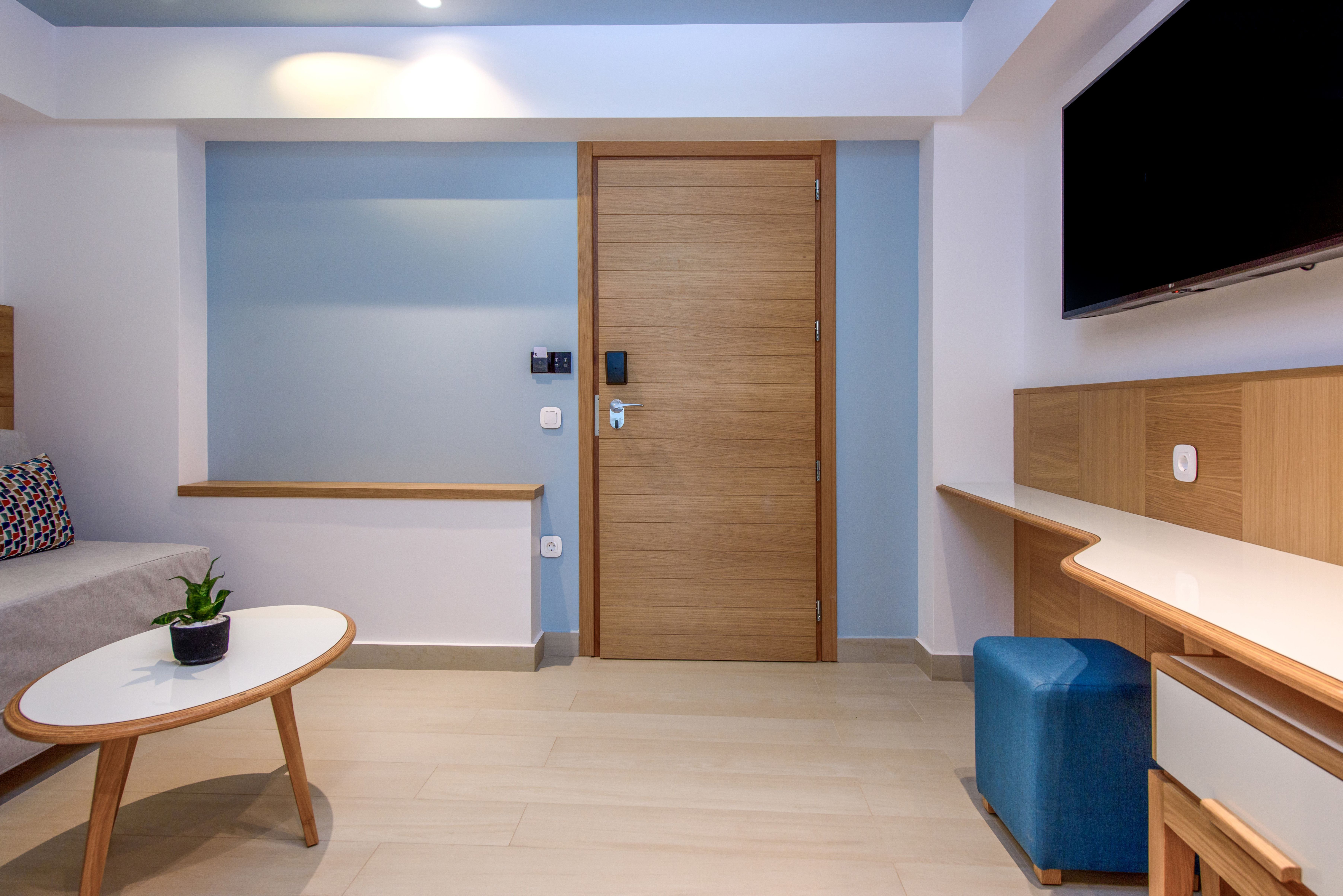 Superior Exclusive Room with Pool or Sea View 