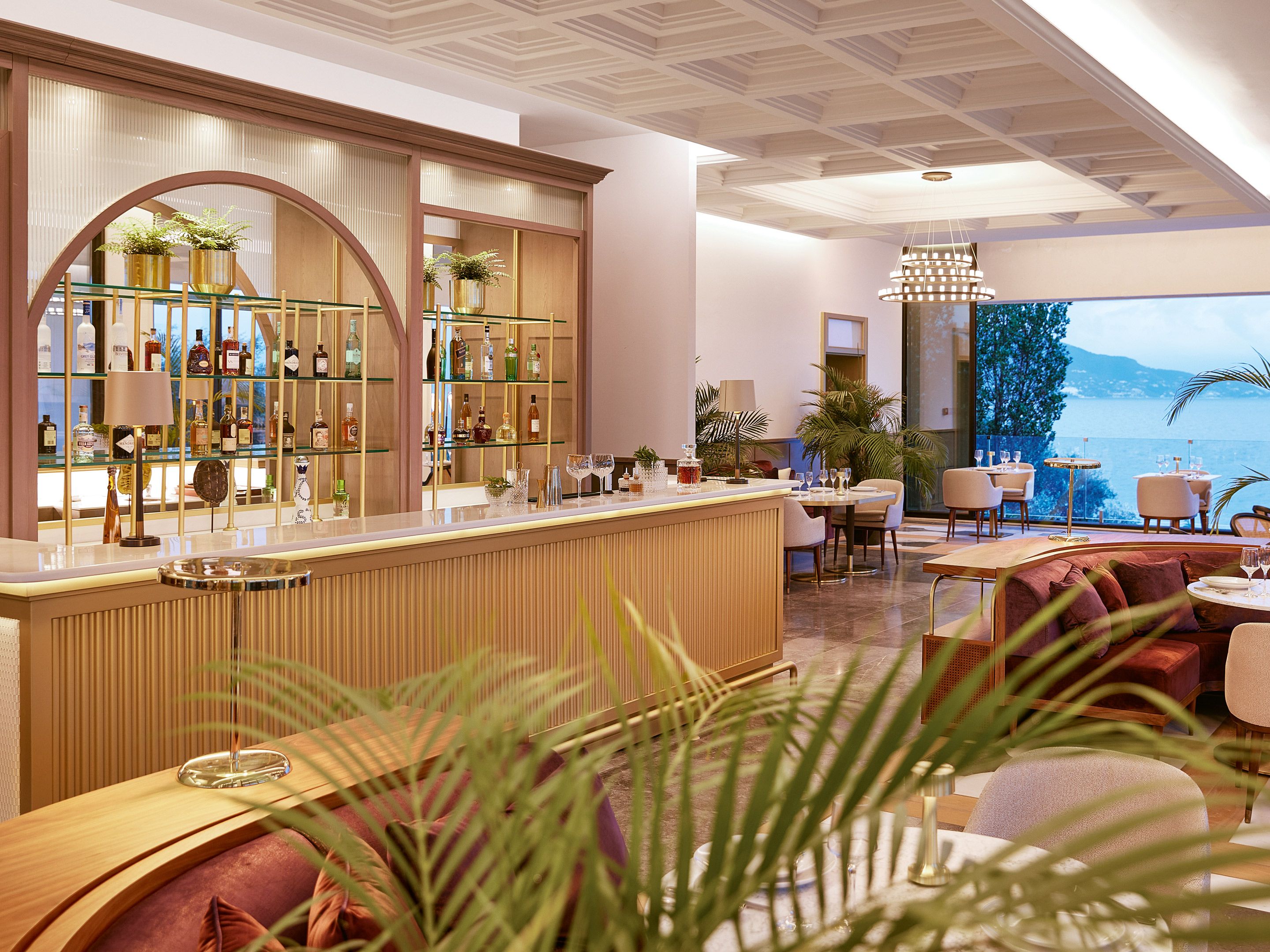 MERLIN'S ASIAN & LATIN AMERICAN RESTAURANT BAR (ADULTS)