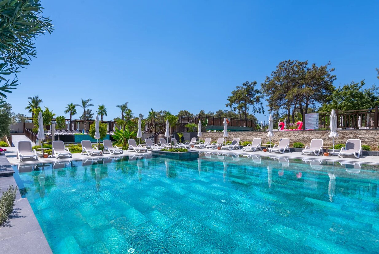 Piscina deschisă