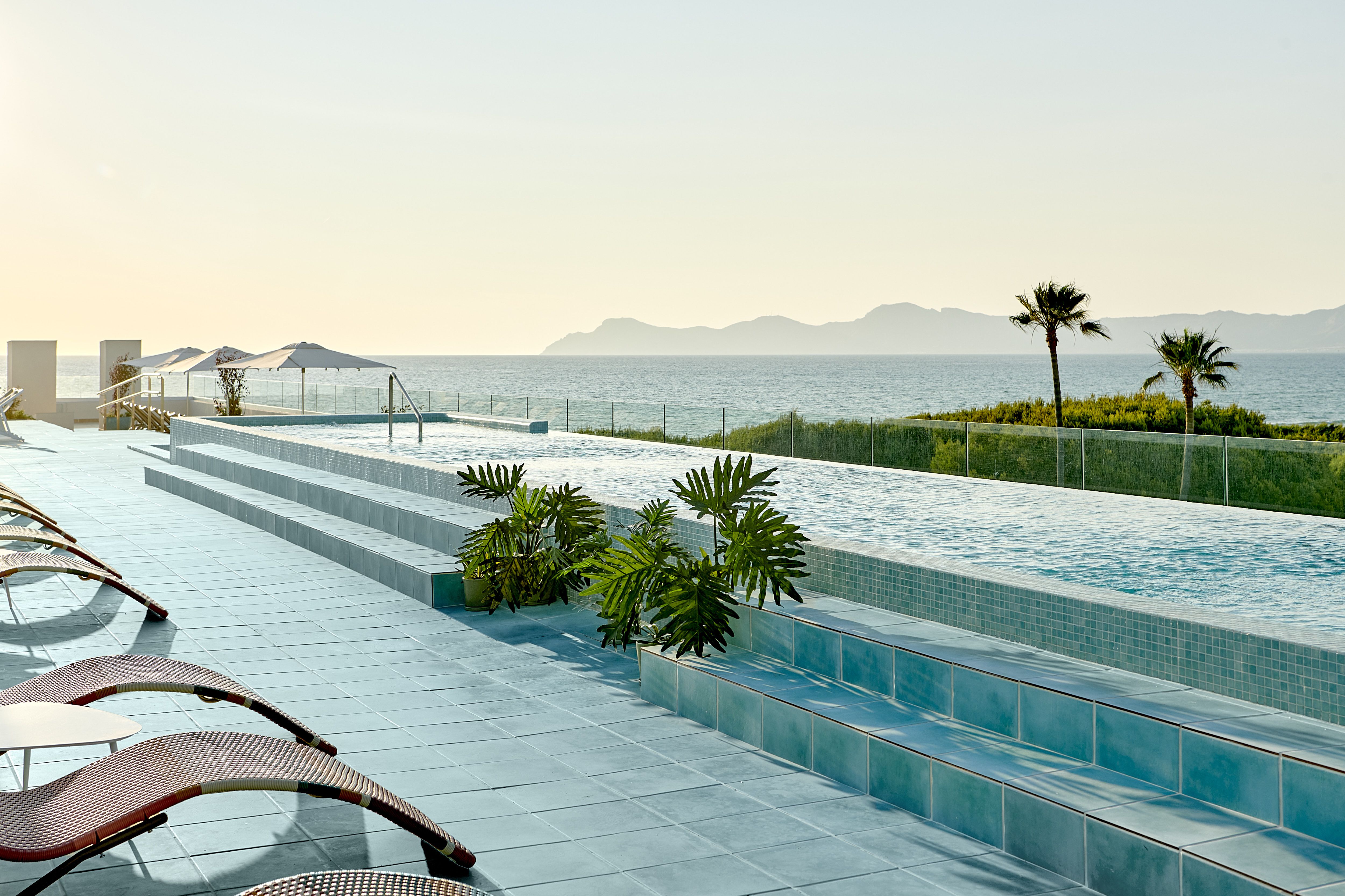Piscina deschisă